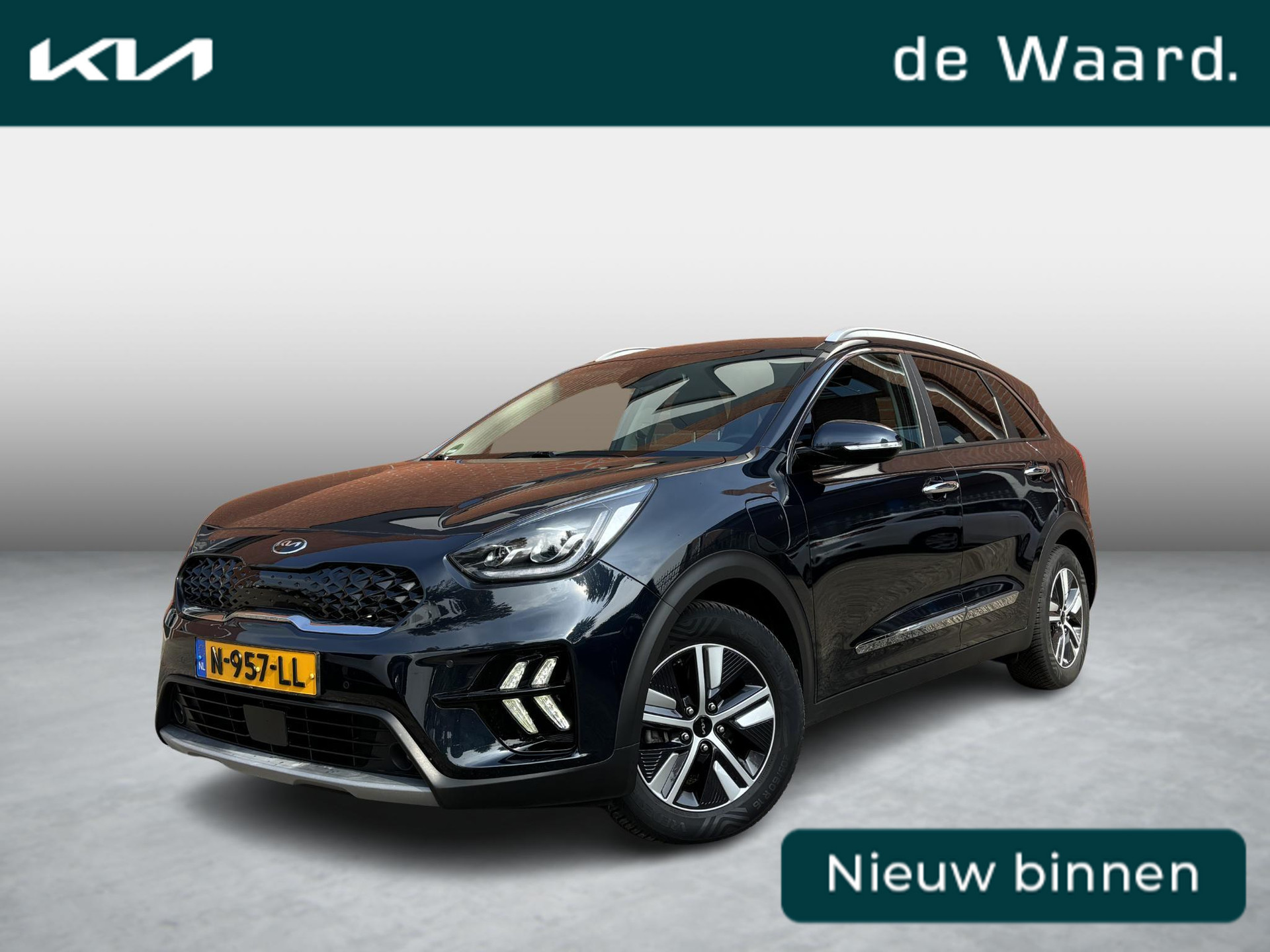 Kia Niro 1.6 GDi PHEV ExecutiveLine | Achteruitrijcamera | Parkeersensoren voor + achter | Navigatie | Addaptive cruise control | JBL sound system | Stoelverwarming voor + achter