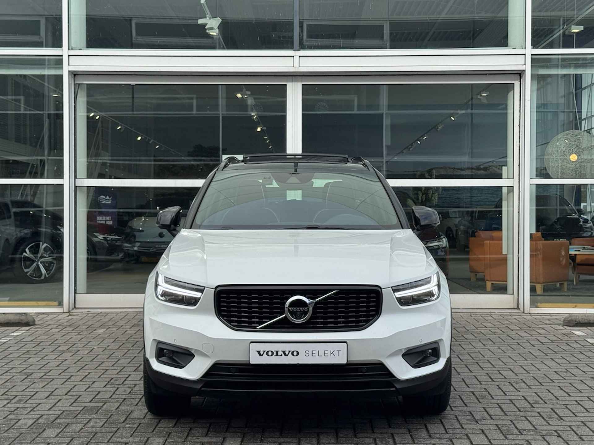 Volvo XC40 T2 AUT8 R-Design| Panodak| Adap.Cruise| 360Camera| Trekhaak - 3/34