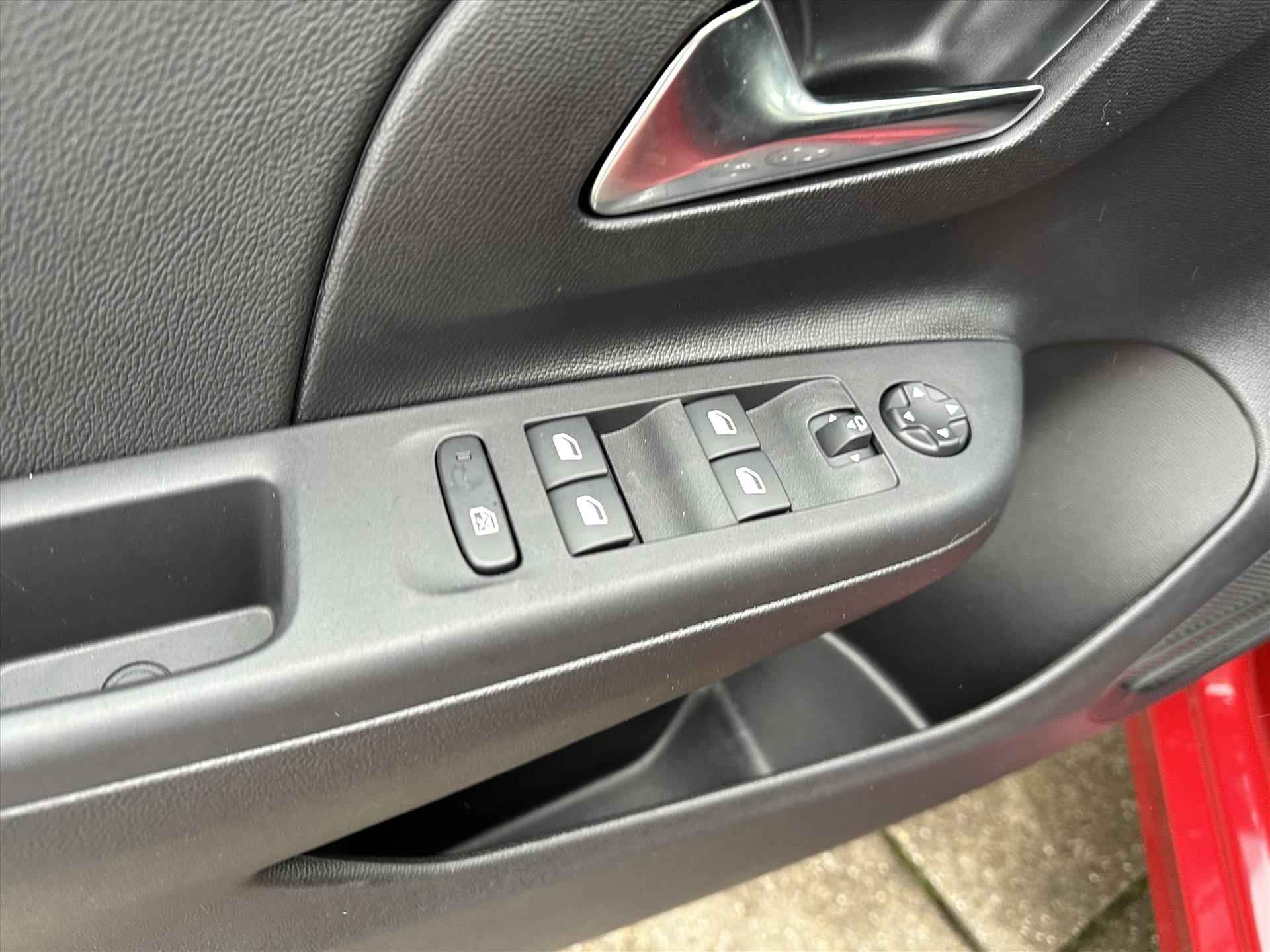 Opel Corsa 1.2 Turbo GS Hybrid 100pk eDCT Automaat Navigatie/Camera/Climate Control/Stoel en stuurwielverwarming - 25/32