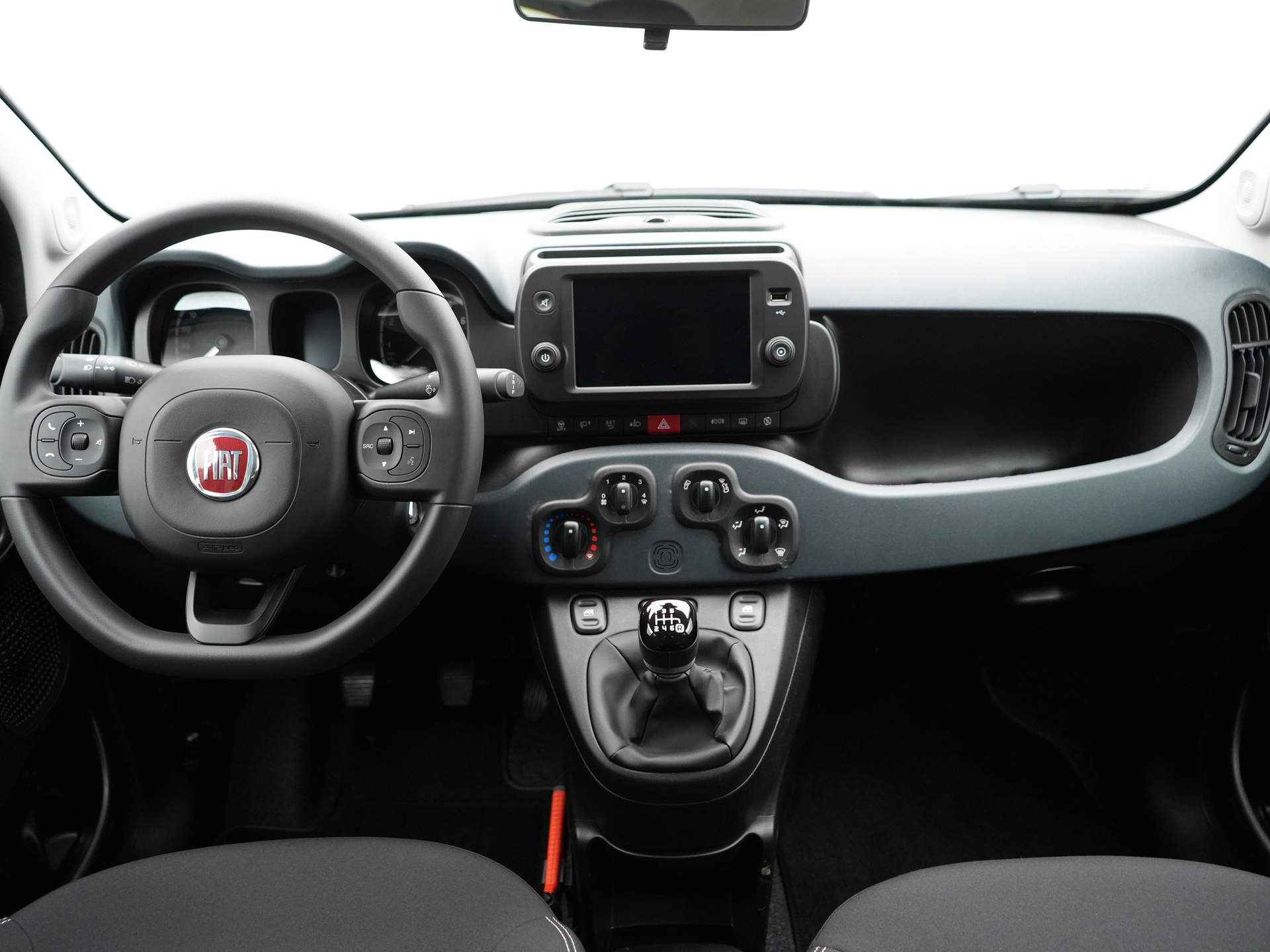 Fiat Panda 1.0 Hybrid Cross | Navigatie by App | Parkeersensoren achter | Airco | - 4/35