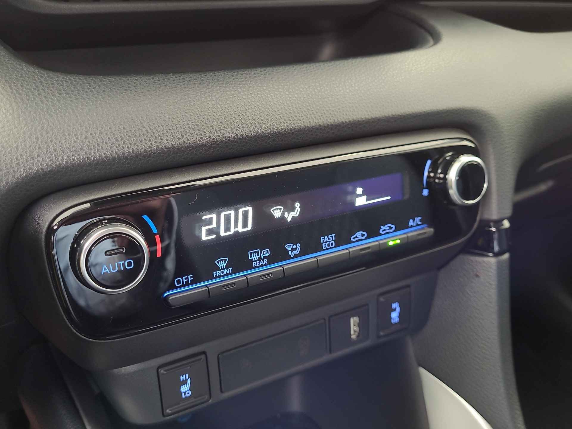Toyota Yaris 1.5 Hybrid Dynamic Automaat | Apple CarPlay / Android Auto | Rijklaarprijs incl. garantie | - 22/29