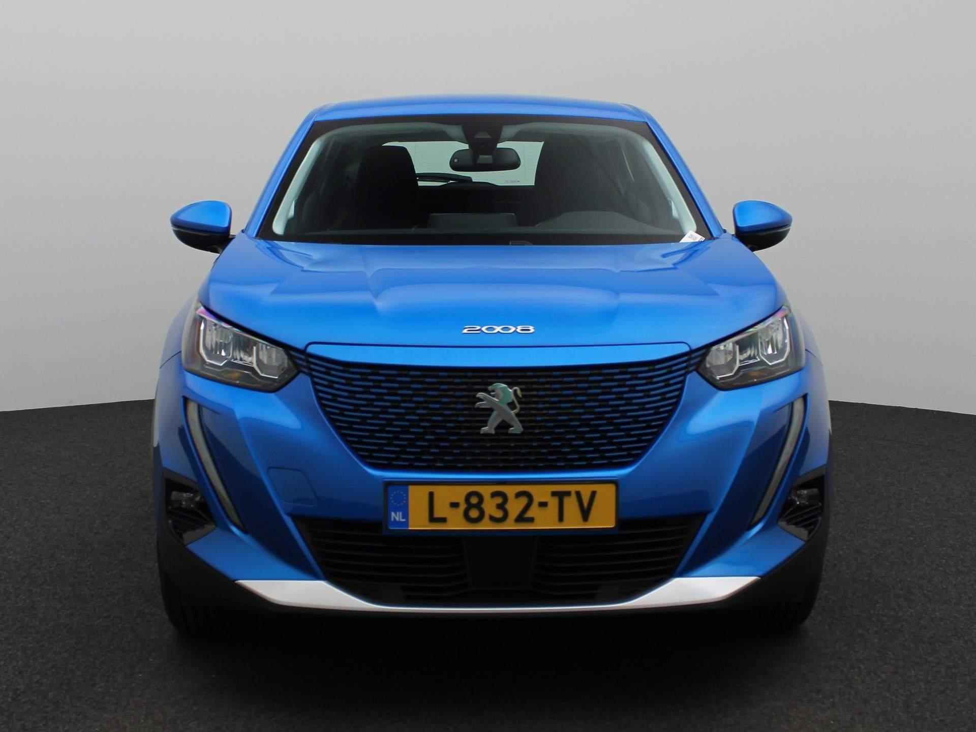 Peugeot e-2008 EV Blue Lease Active 50 kWh | Automaat | Navigatie | Climate control | Parkeer sensoren | LMV | LED | Camera | DAB | Apple carplay | - 3/43