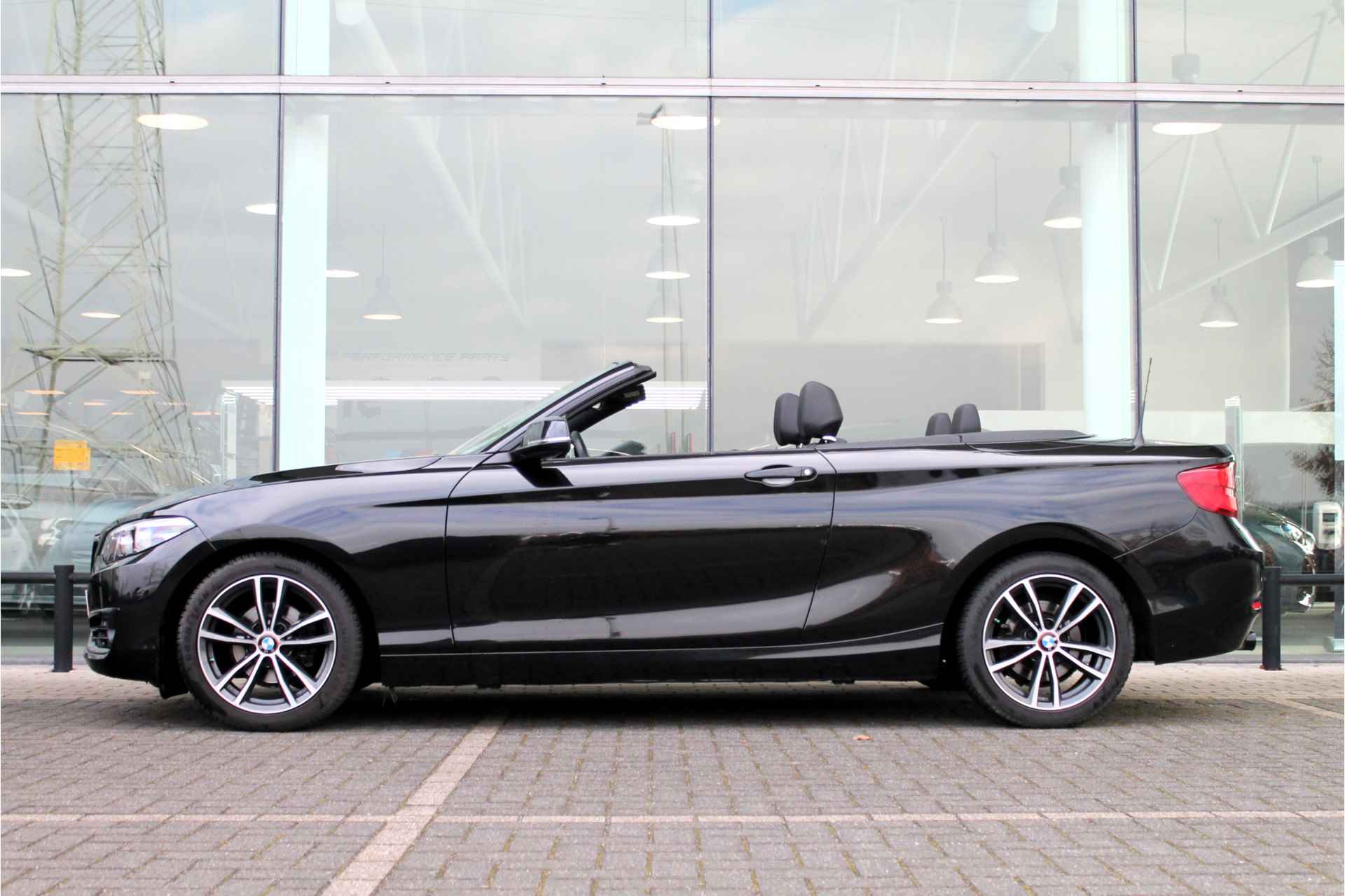 BMW 2 Serie Cabrio 218i High Executive Sport Line Automaat / Sportstoelen / Navigatie Professional / Cruise Control / Stoelverwarming / Leder - 12/27