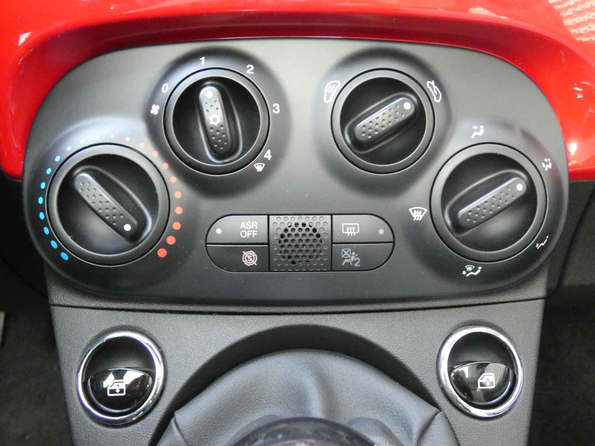Fiat 500 1.0 Hybrid Dolcevita Panoramadak | Cruise Control | Airco | Parkeerhulp - 11/27