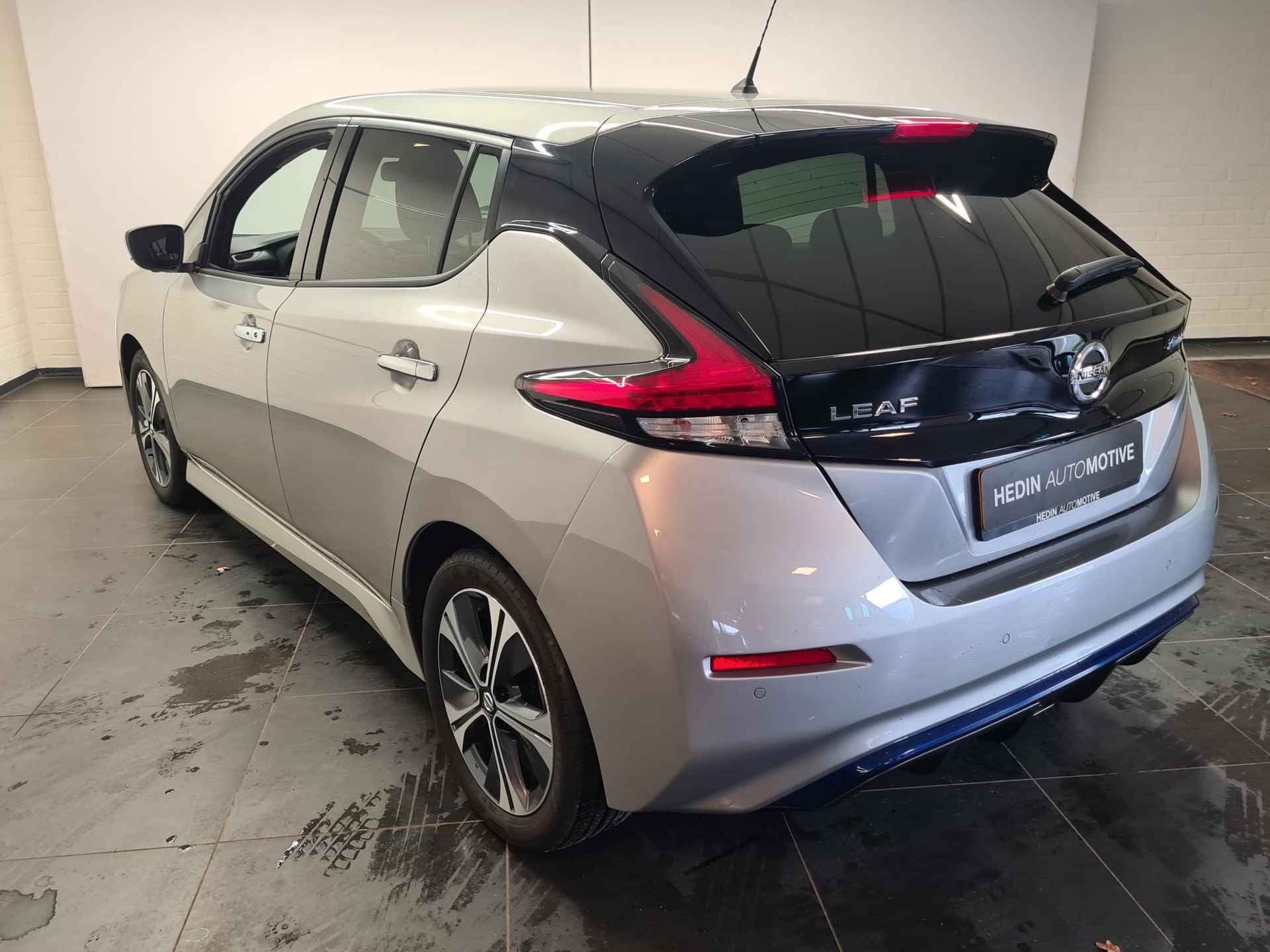 Nissan LEAF N-Connecta 40 kWh - 7/26