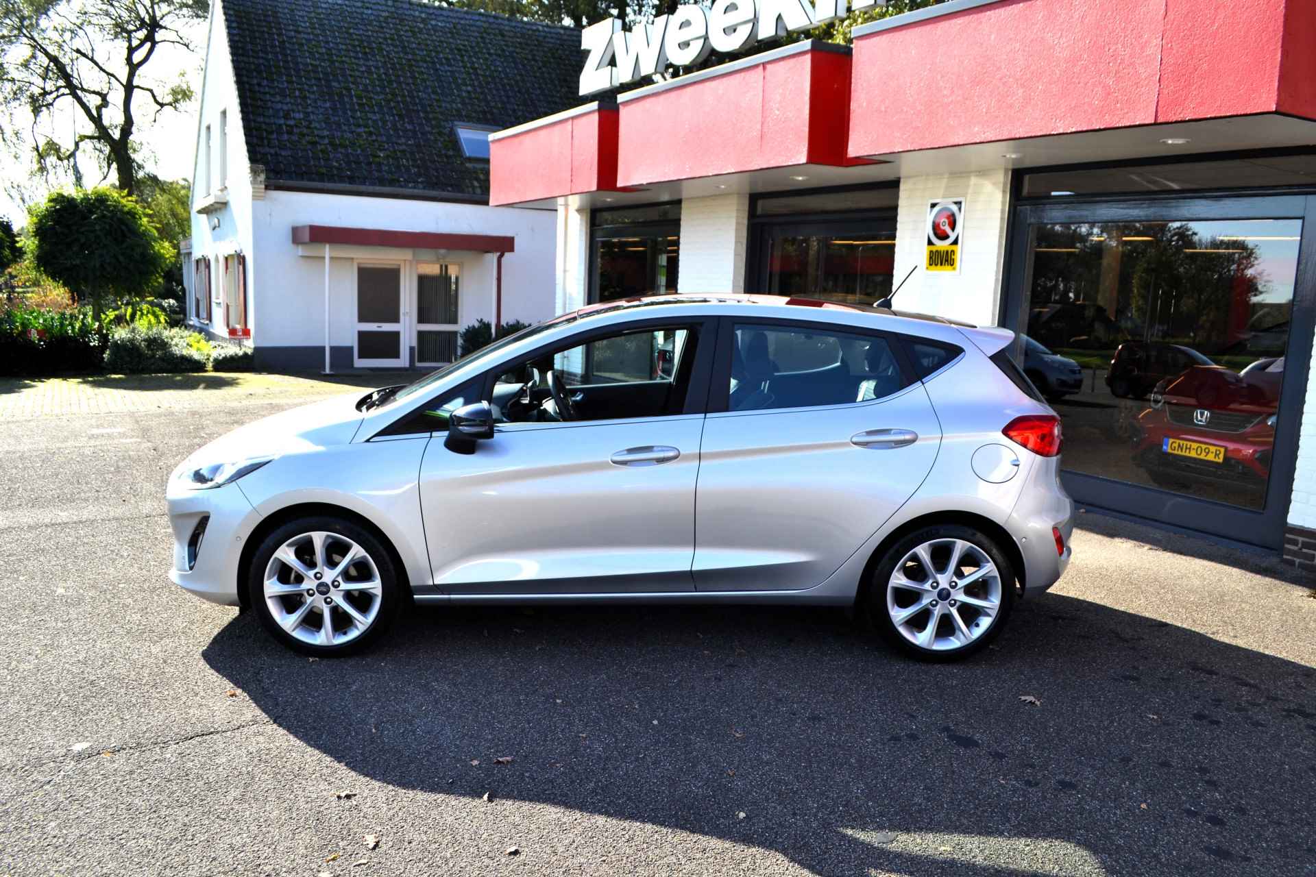 Ford Fiesta 1.5 TDCi Titanium, Full options ! 21.000 Km, DIESEL, Uniek ! - 3/36