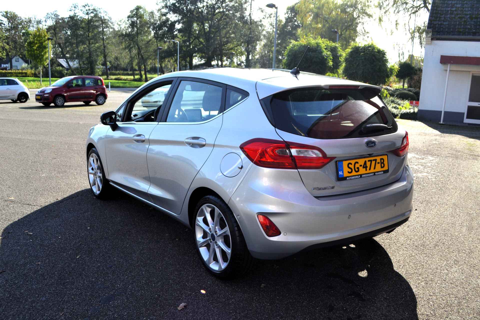 Ford Fiesta 1.5 TDCi Titanium, Full options ! 21.000 Km, DIESEL, Uniek ! - 4/36