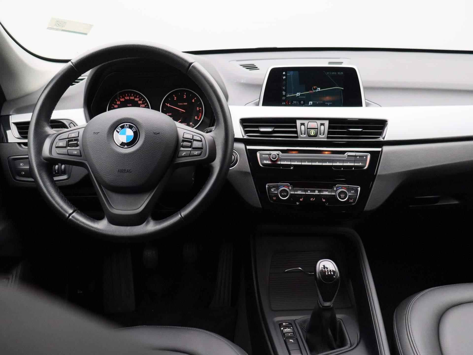 BMW X1 sDrive16d Executive | LEDEREN BEKLEDING | NAVIGATIE | PARKEERSENSOREN VOOR + ACHTER |  CLIMATE CONTROL | STOELVERWARMING | CRUISE CONTROL | ELEKTRISCHE BEDIENBARE ACHTERKLEP | - 8/36