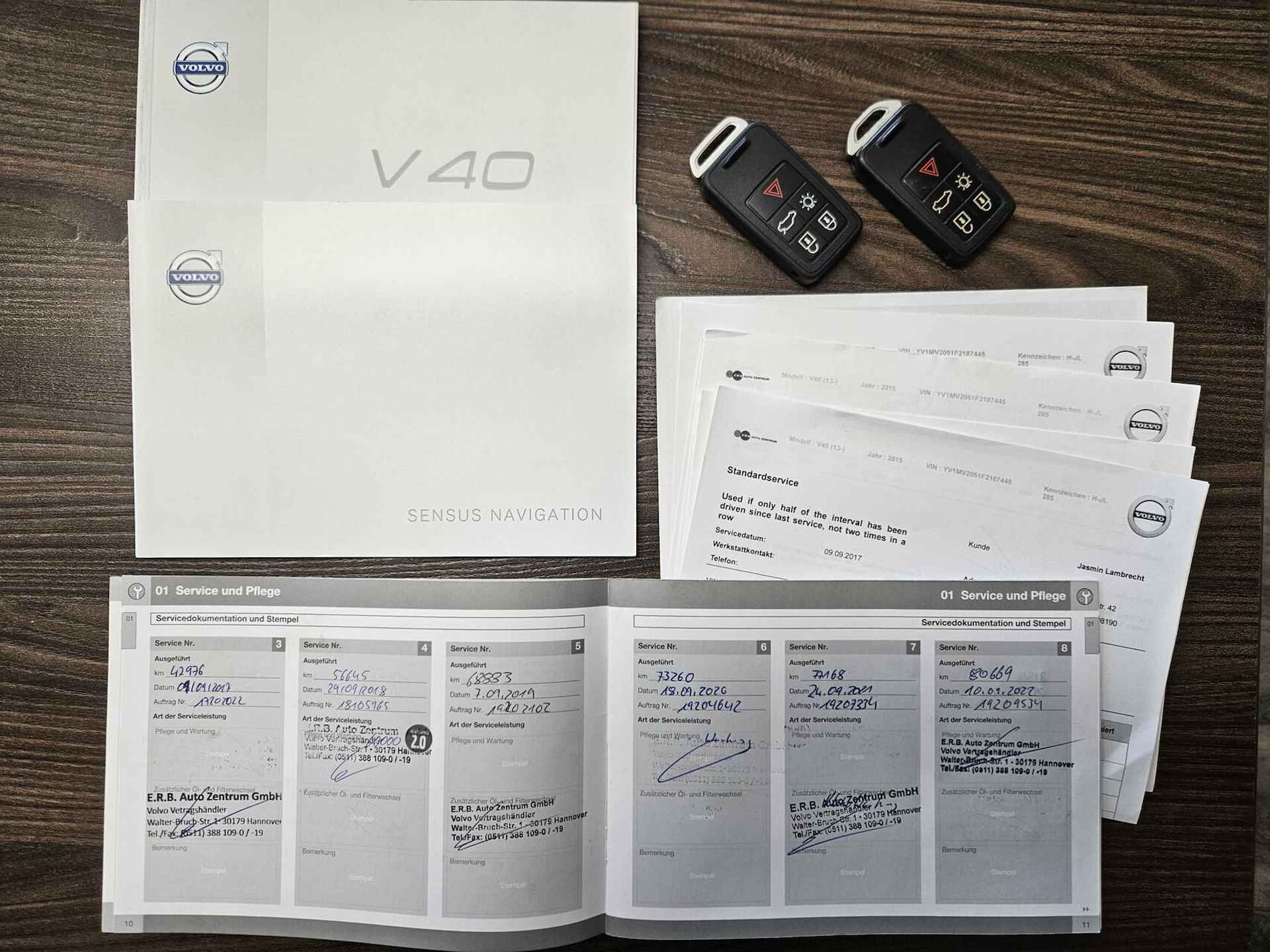 Volvo V40 1.6 T2 R-Design | Navigatie | Alcantara / Leder - 24/31