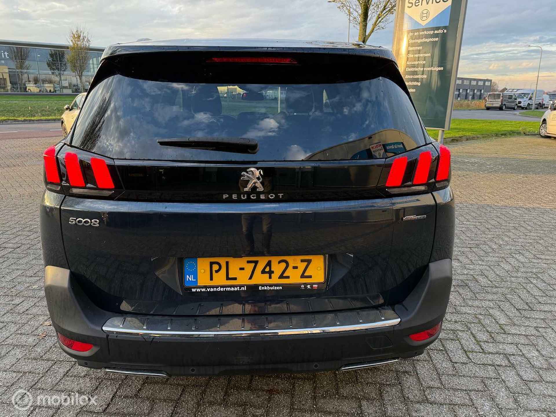 PEUGEOT 5008 130 PK GT LINE PANO 12 MND BOVAG RIJKLAAR PRIJS - 2/30