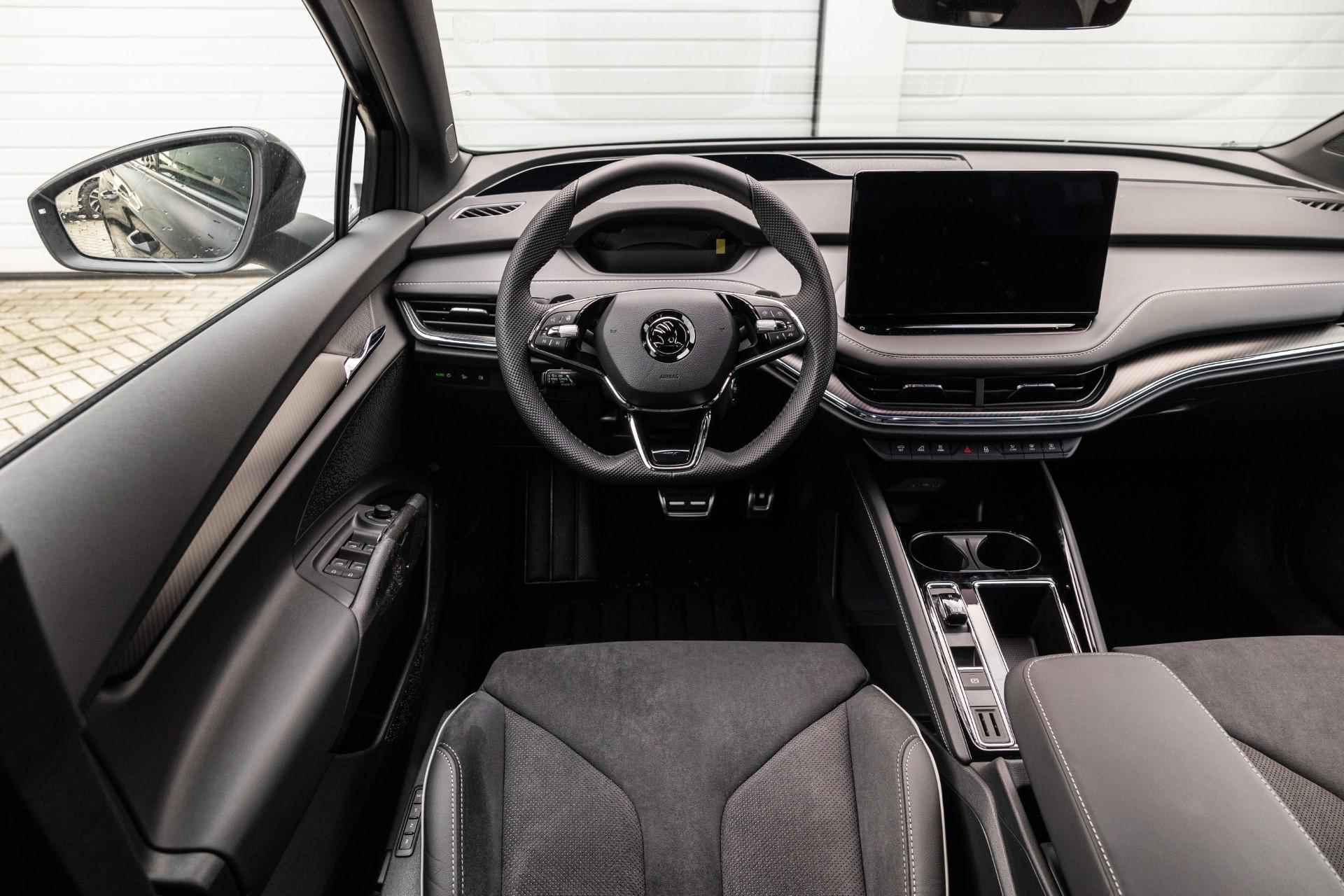 Skoda Enyaq 60 Sportline | Panoramadak | Achteruitrijcamera - 25/55