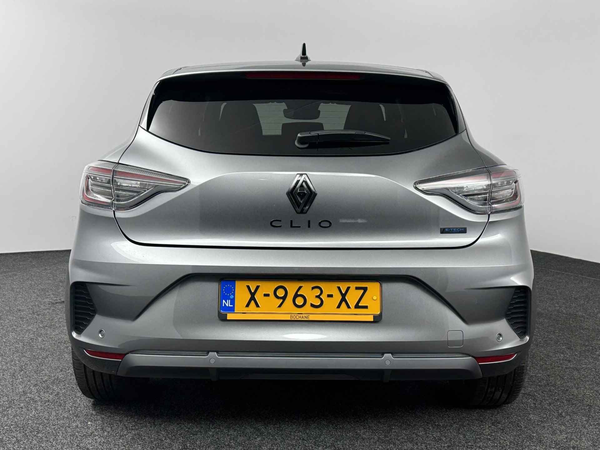 Renault Clio 1.6 E-Tech Full Hybrid 145 Esprit Alpine | Adaptieve Cruise Control | 360° Camera | Navigatie | - 9/51