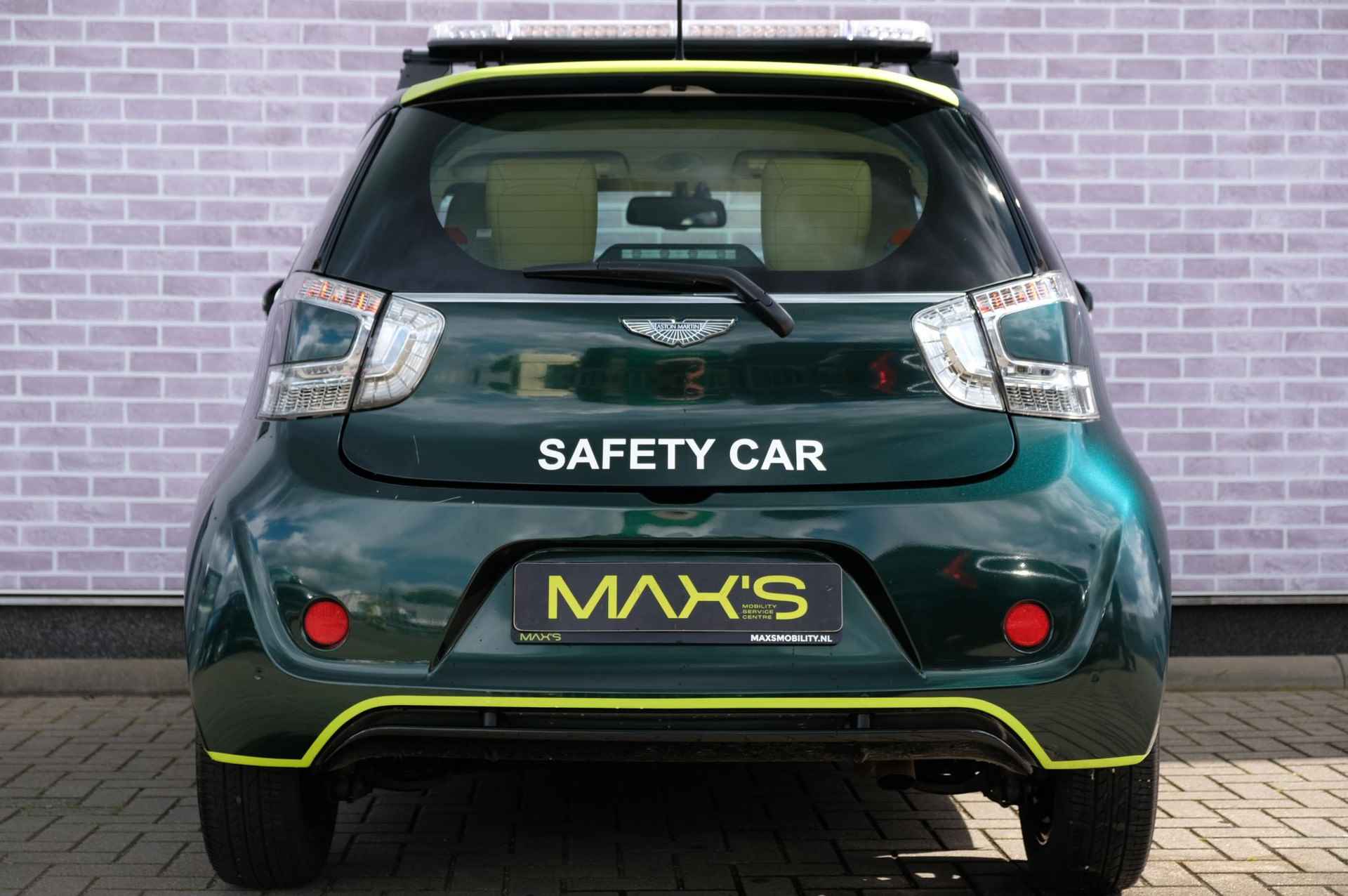 Aston Martin Cygnet 1.3 Safety Car Edition | Uniek | Origineel NL geleverd | Stoelverwarming | Leder/Alcantara Bekleding | Navigatie | Airco | - 10/26