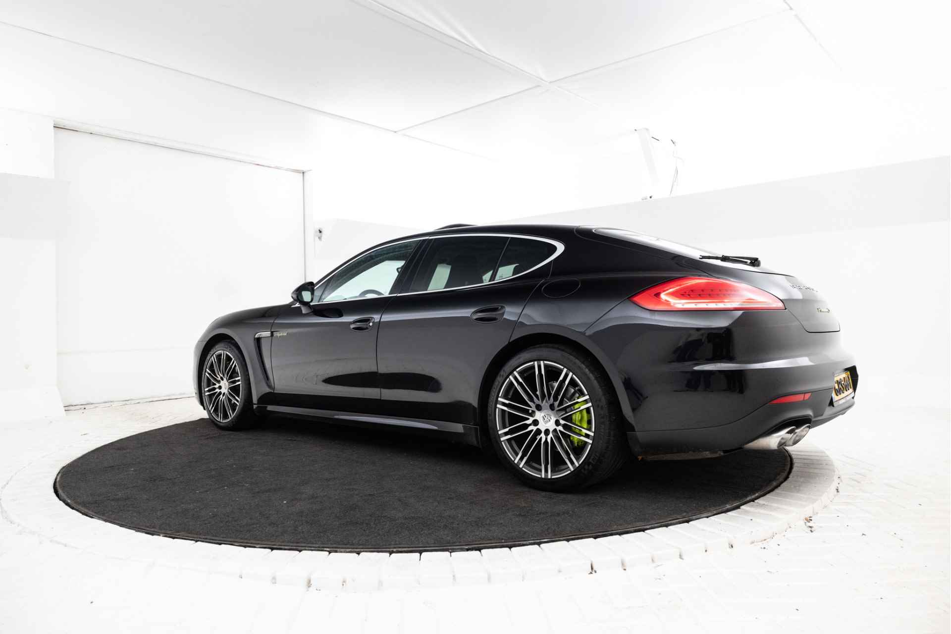 Porsche Panamera 3.0 S E-Hybrid - Dealer Onderhouden, Cruise Control, Navigatie, LEER - 5/41