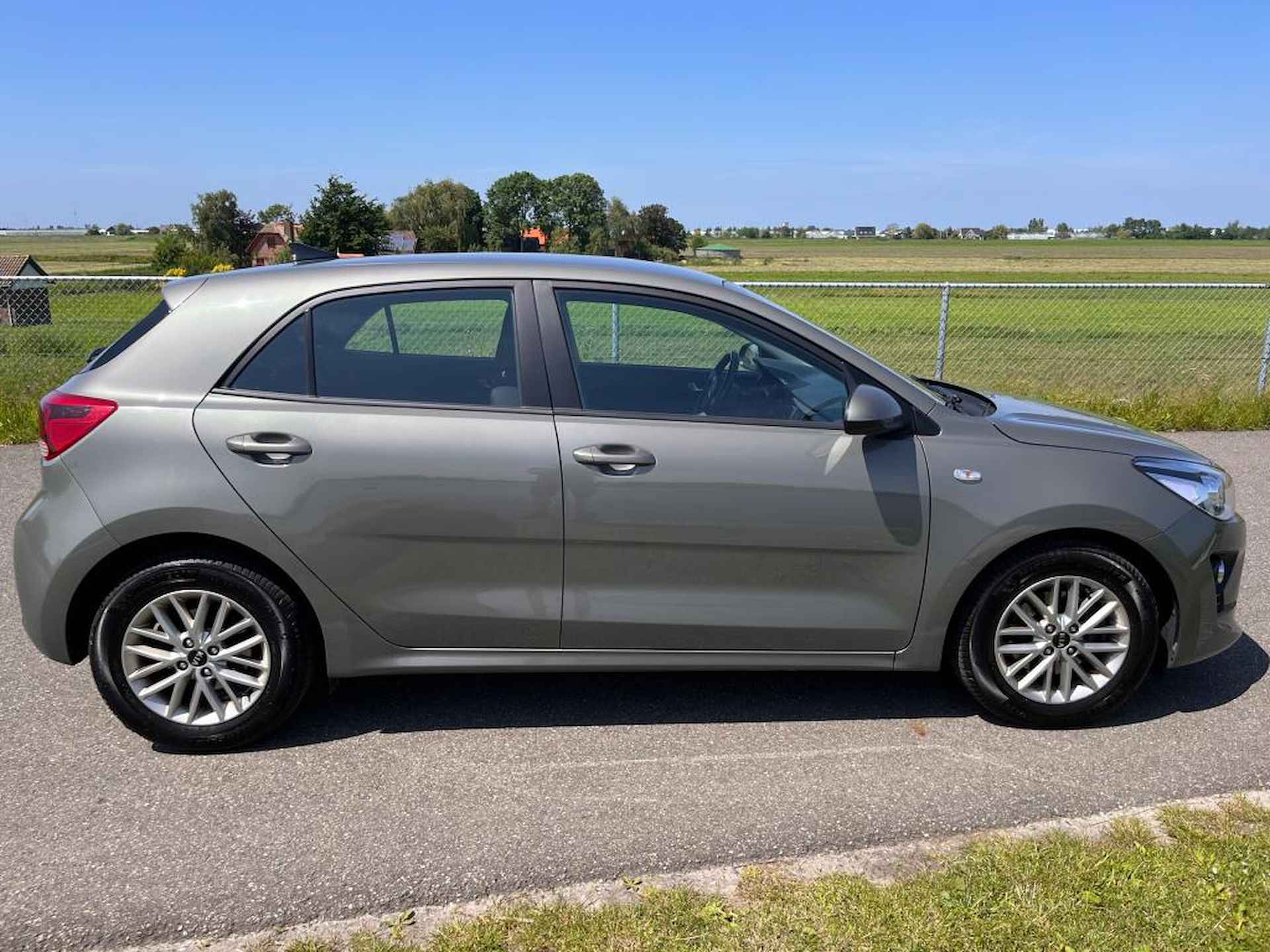 Kia Rio 1.0 T-GDi MHEV DynamicLine - 8/15