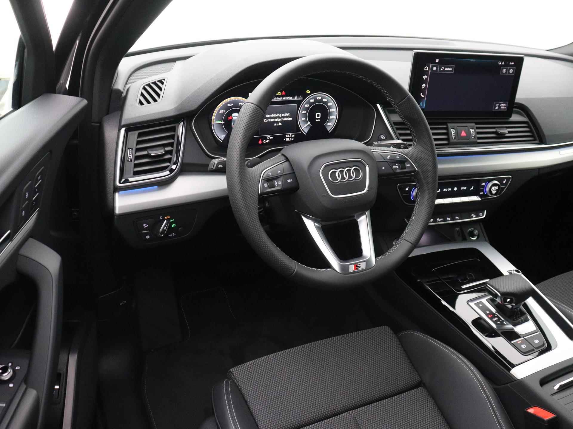 Audi Q5 55 TFSI e S edition Competition | Automaat | Navigatie | Camera | Adaptive Cruise Control | Climate Control | Stoelverwarming | Parkeersensoren | Virtual Cockpit | LED | Lichtmetalen velgen | Privacy glass | Draadloos opladen | - 5/42