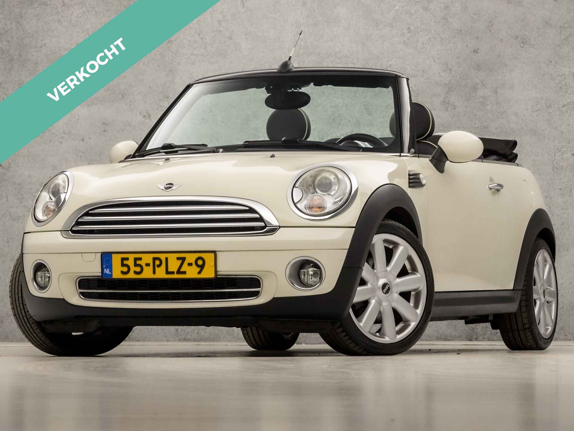 MINI Cabrio 1.6 Cooper Chili (NAVIGATIE, CLIMATE, STOELVERWARMING, HARMAN/KARDON, LEDEREN SPORTSTOELEN, XENON, CRUISE, MULTIFUNCTIONEEL STUURWIEL, SOFTTOP, NIEUWSTAAT) - 1/31