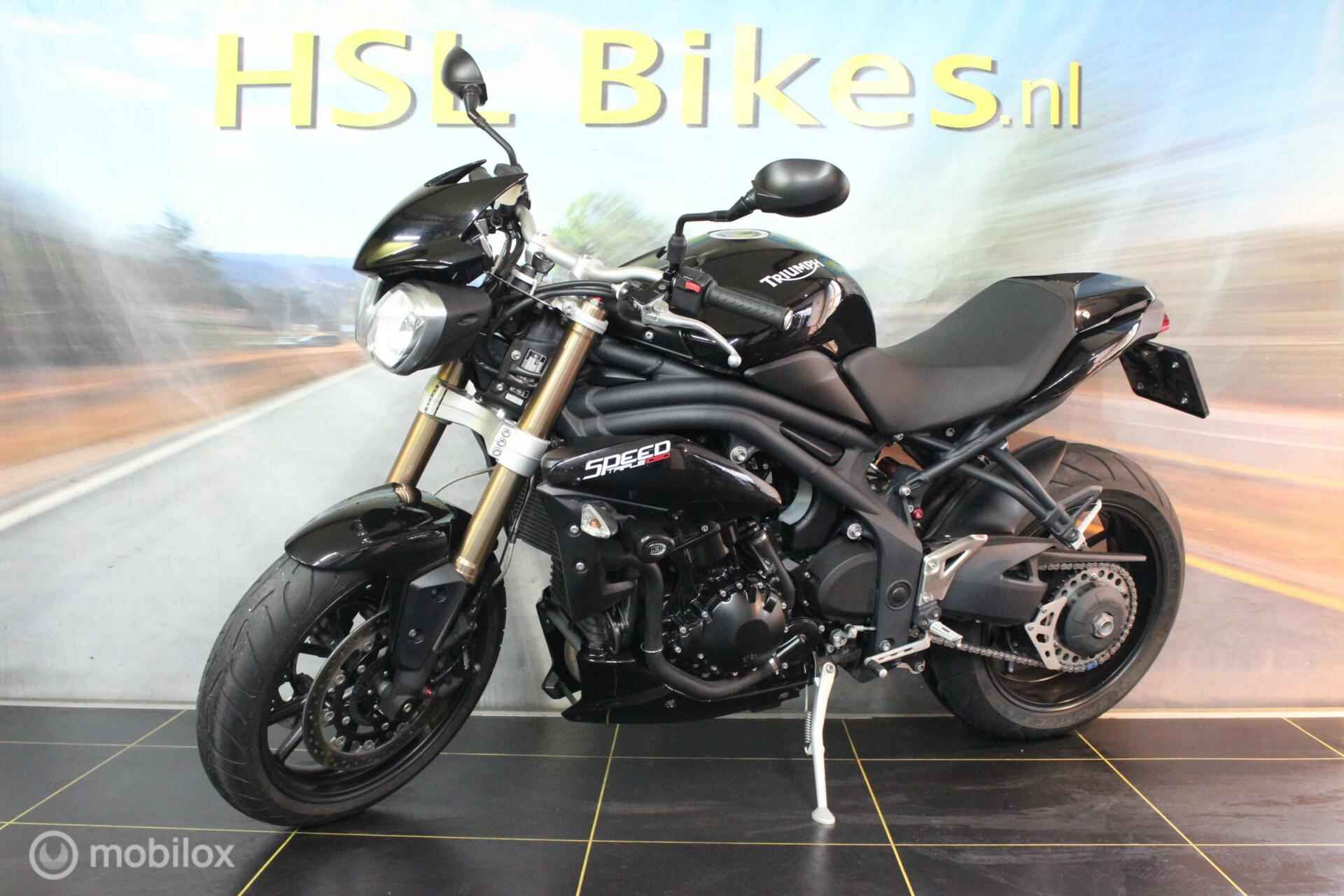 Triumph Speed Triple ABS - 10/11