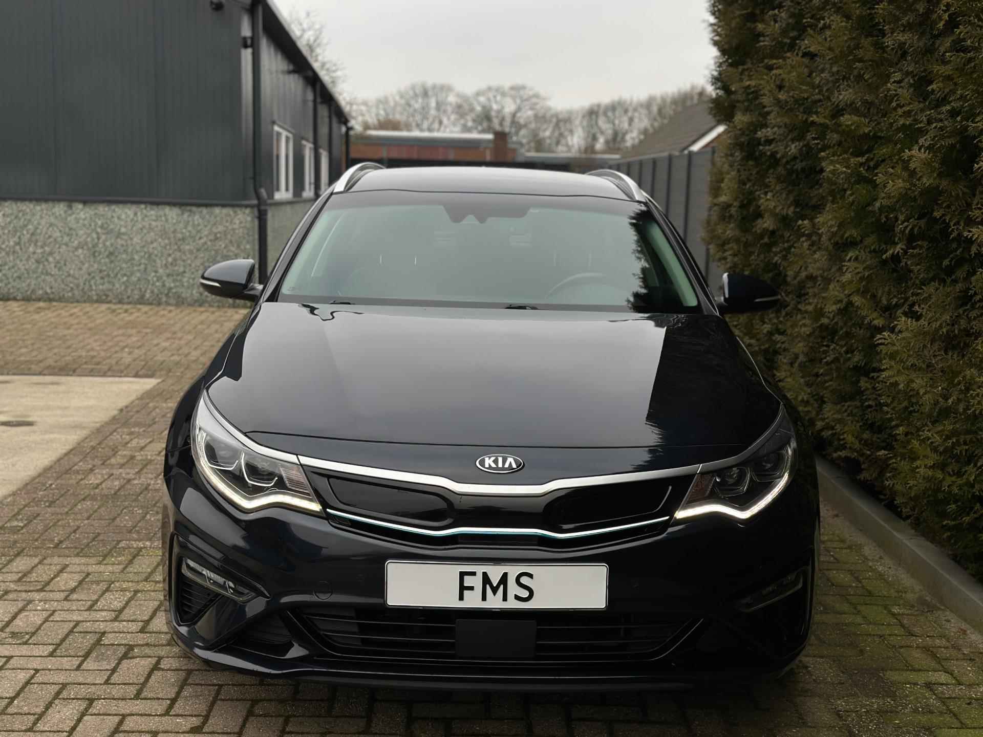 Kia Optima Sportswagon 2.0 GDI PHEV ExecutiveLine CarPlay Trekhaak - 28/34