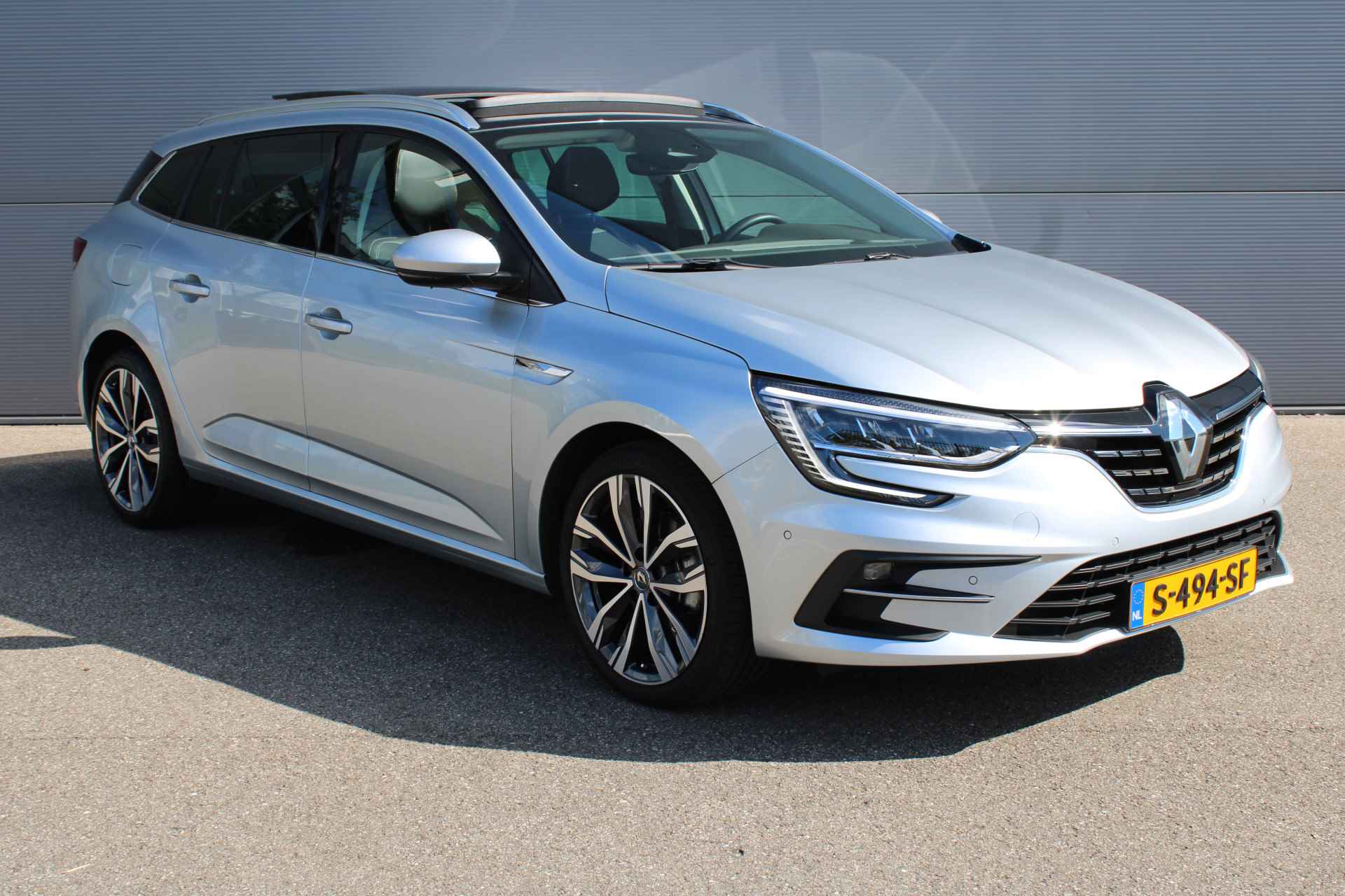 Renault Mégane Estate 1.6 E-Tech Plug-In Hybrid 160 Techno automaat | KEYLESS | OPEN DAK | NAVI | TREKHAAK | - 5/40