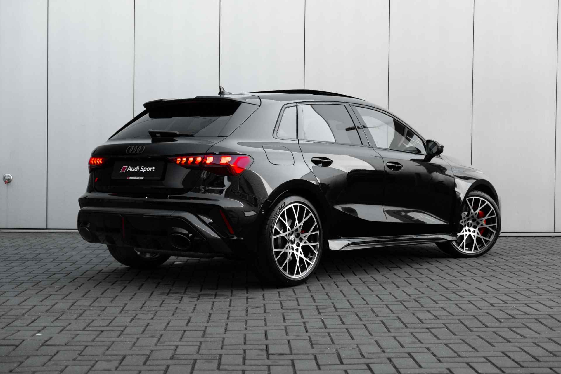 Audi RS 3 Sportback 2.5 TFSI quattro - 3/89