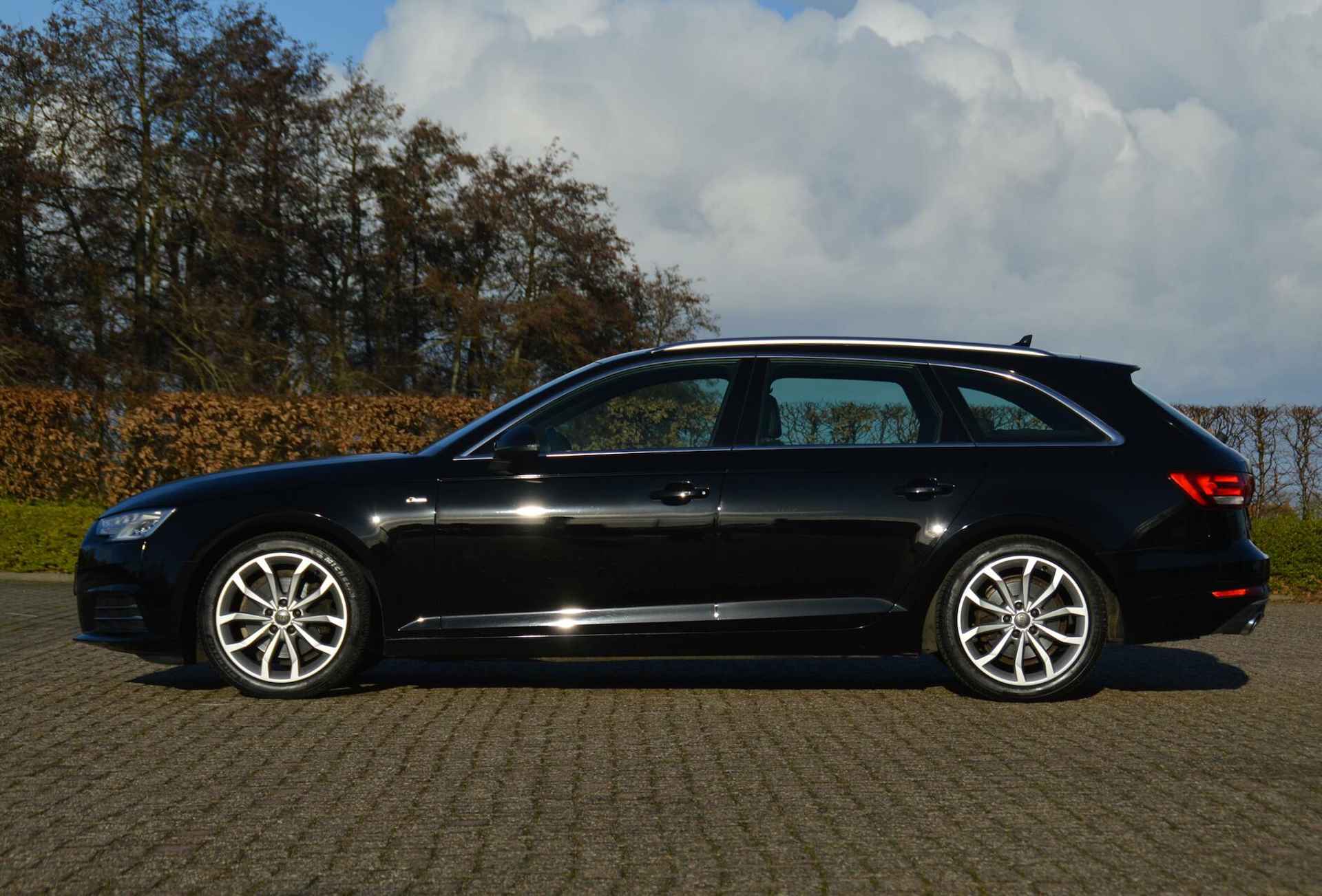 Audi A4 Avant 2.0 TFSI 190 pk S-line S-tronic automaat - 22/74