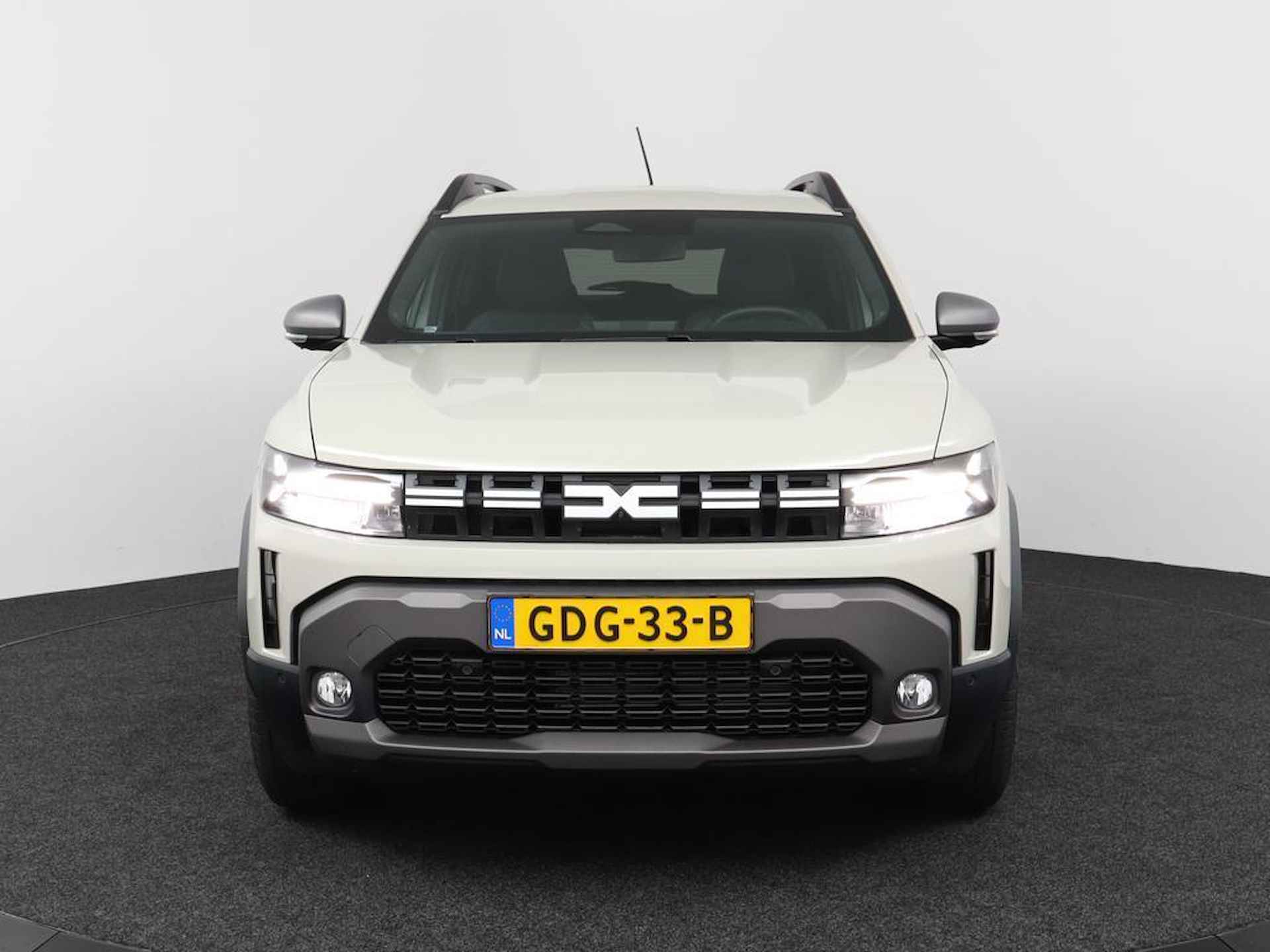 Dacia Duster 1.6 Hybrid 140 Journey | rondomzicht camera | dodehoek detectie | electronic climate controle | keyless entry | navigatiesysteem | volledig digitaal instrumentenpaneel | - 2/50