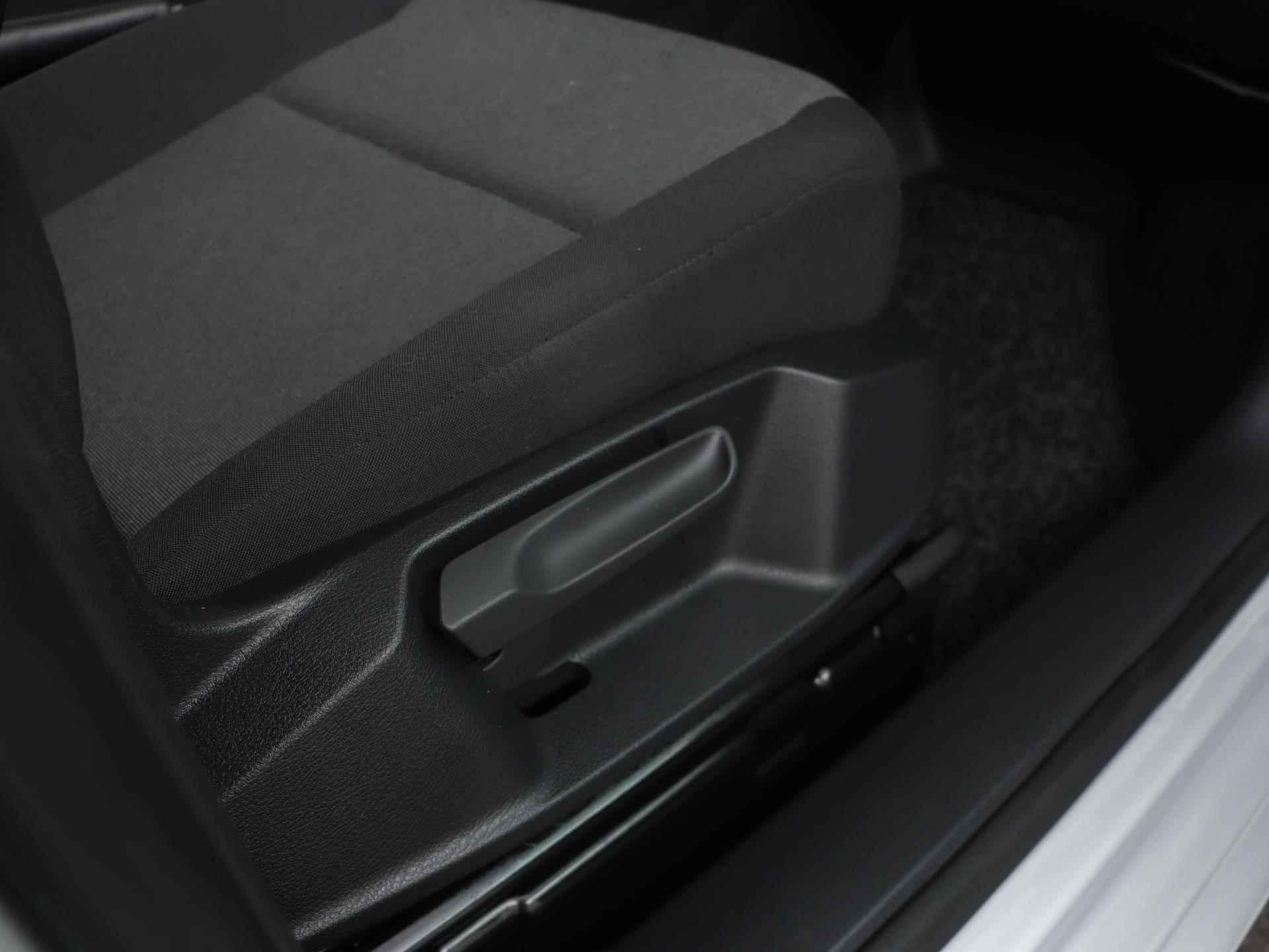 Volkswagen Caddy 2.0 TDI 102 PK DSG L1H1 BMT Highline | Cruise Control | App Connect | Trekhaak | DAB+ | 15" | - 23/44