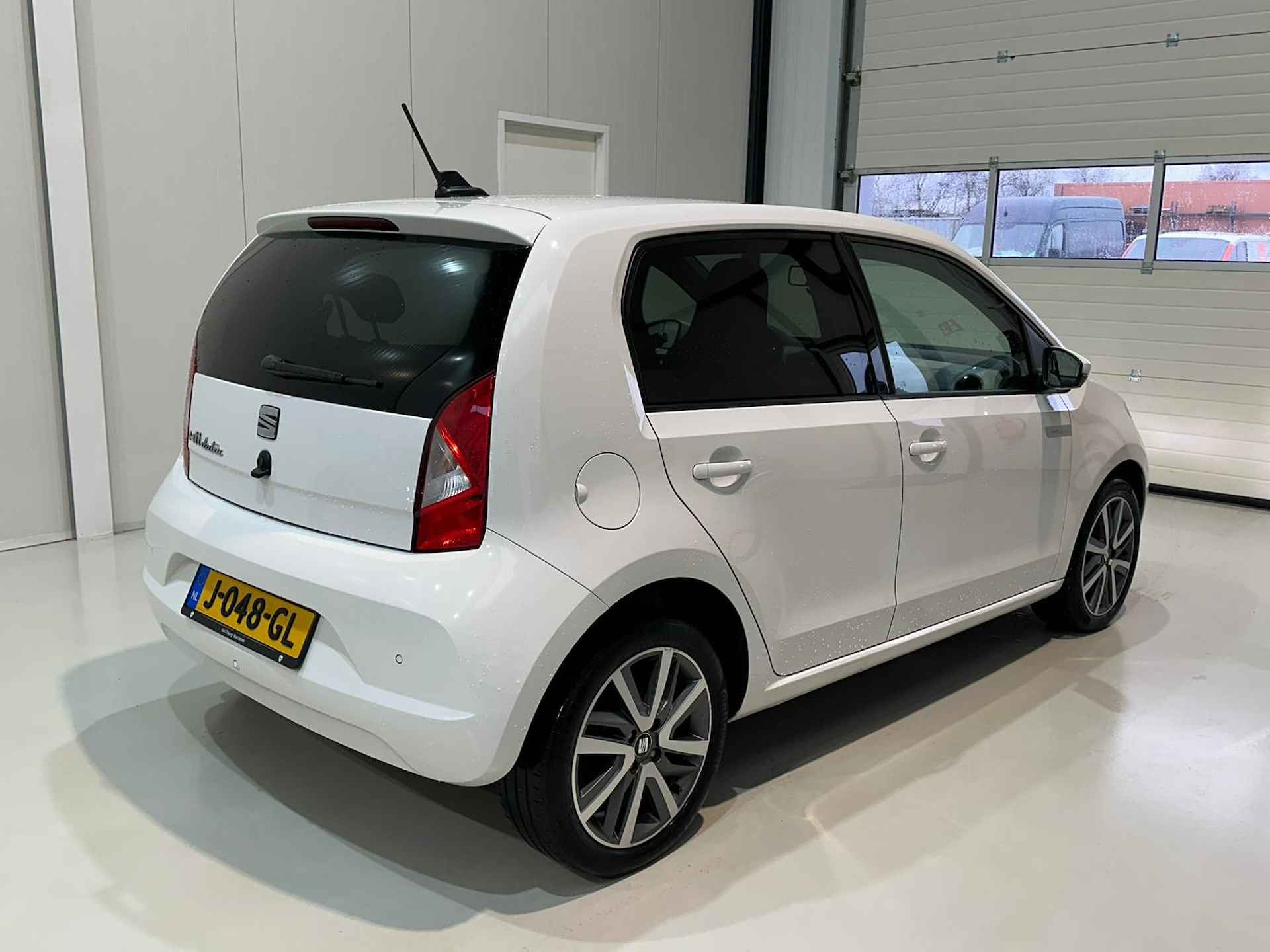 SEAT Mii Electric electric Plus | Org. NL | 1e eig. | Clima | Cruise - 2/18