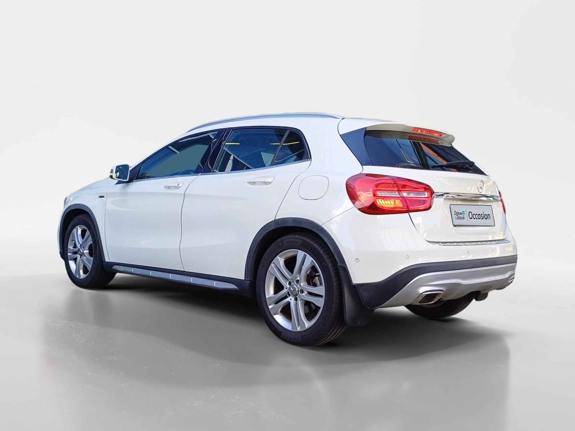 Mercedes-Benz GLA-klasse 200 Prestige | Panoramadak | Xenon Koplampen | Cruise Control | Parkeersensoren | 12 maanden garantie! | - 7/42