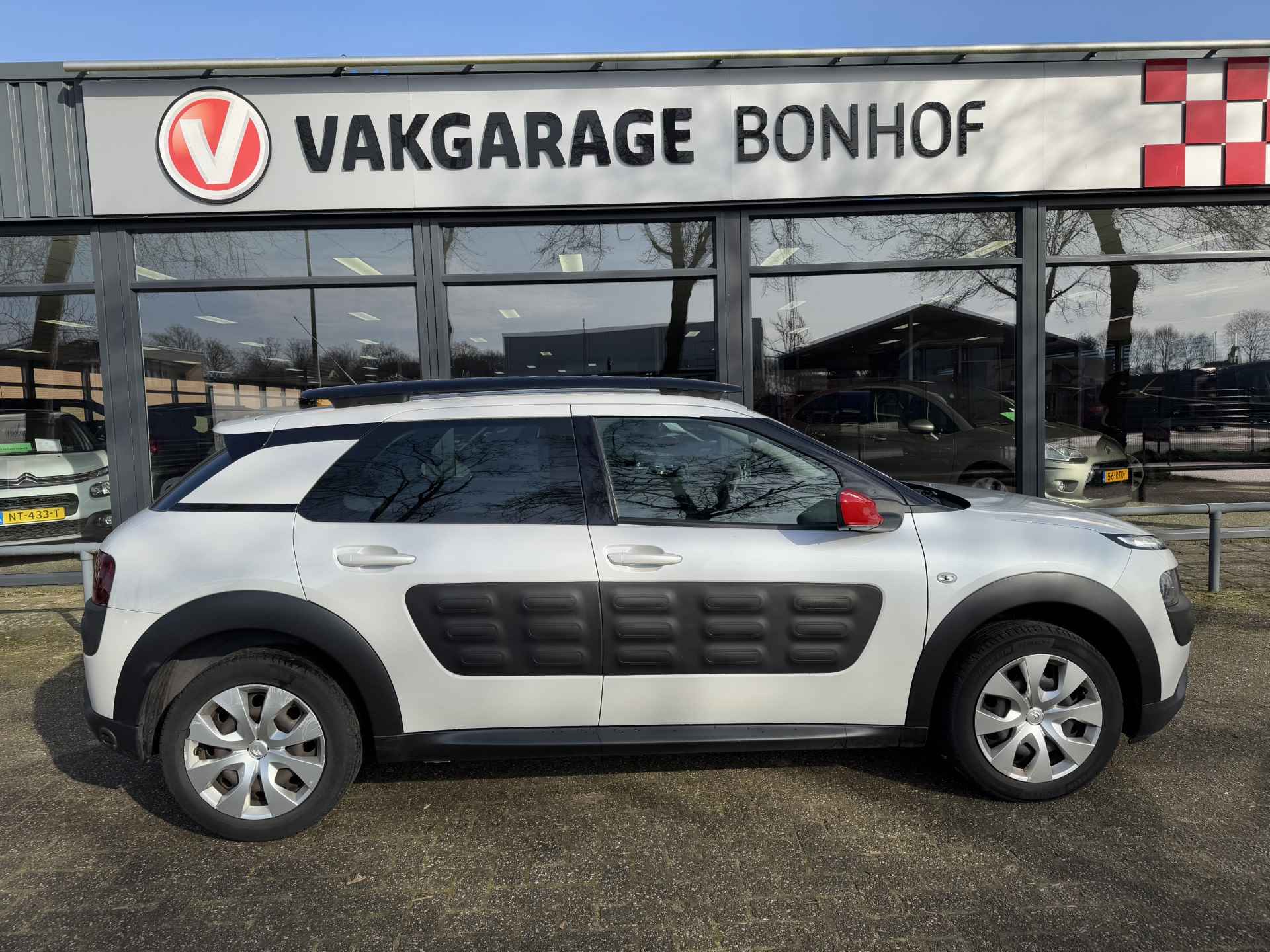 Citroën C4 Cactus 1.2 e-VTi Feel LPG-AUTOMAAT - 19/21