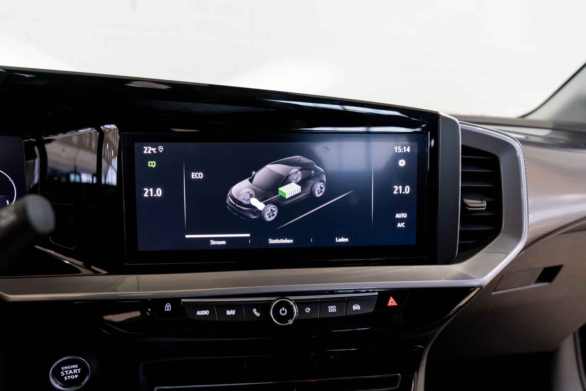 Opel Mokka Electric Elegance 50-kWh 11kw 3-Fase | Groot Scherm | Camera | Navigatie | Keyless | Apple Carplay & Android Auto | Dodehoek Waarschuwing - 29/36