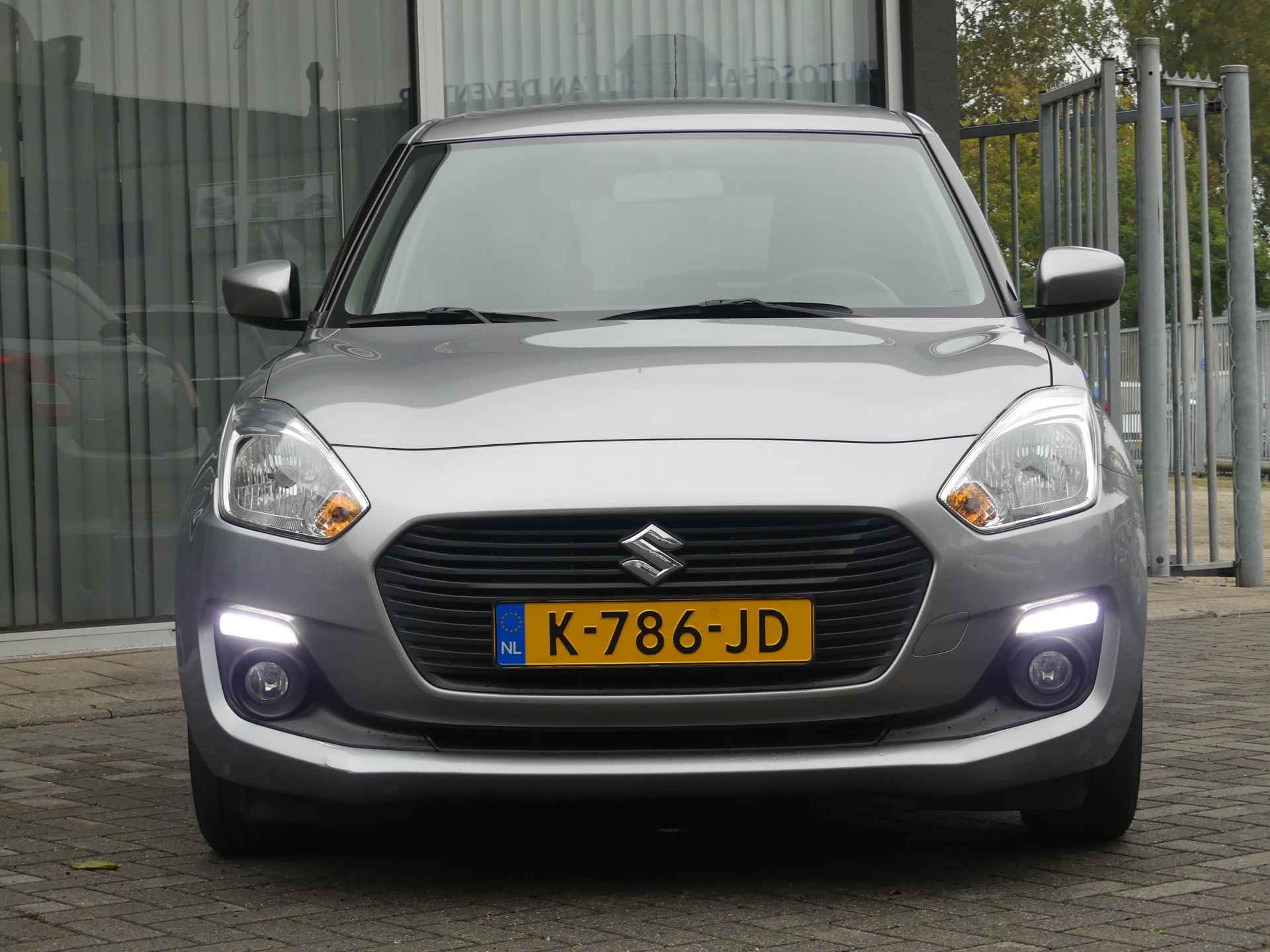 Suzuki Swift 1.2 Select Smart Hybrid Applecarpl./Andr. Auto, Navigatie, DAB Radio - 8/27