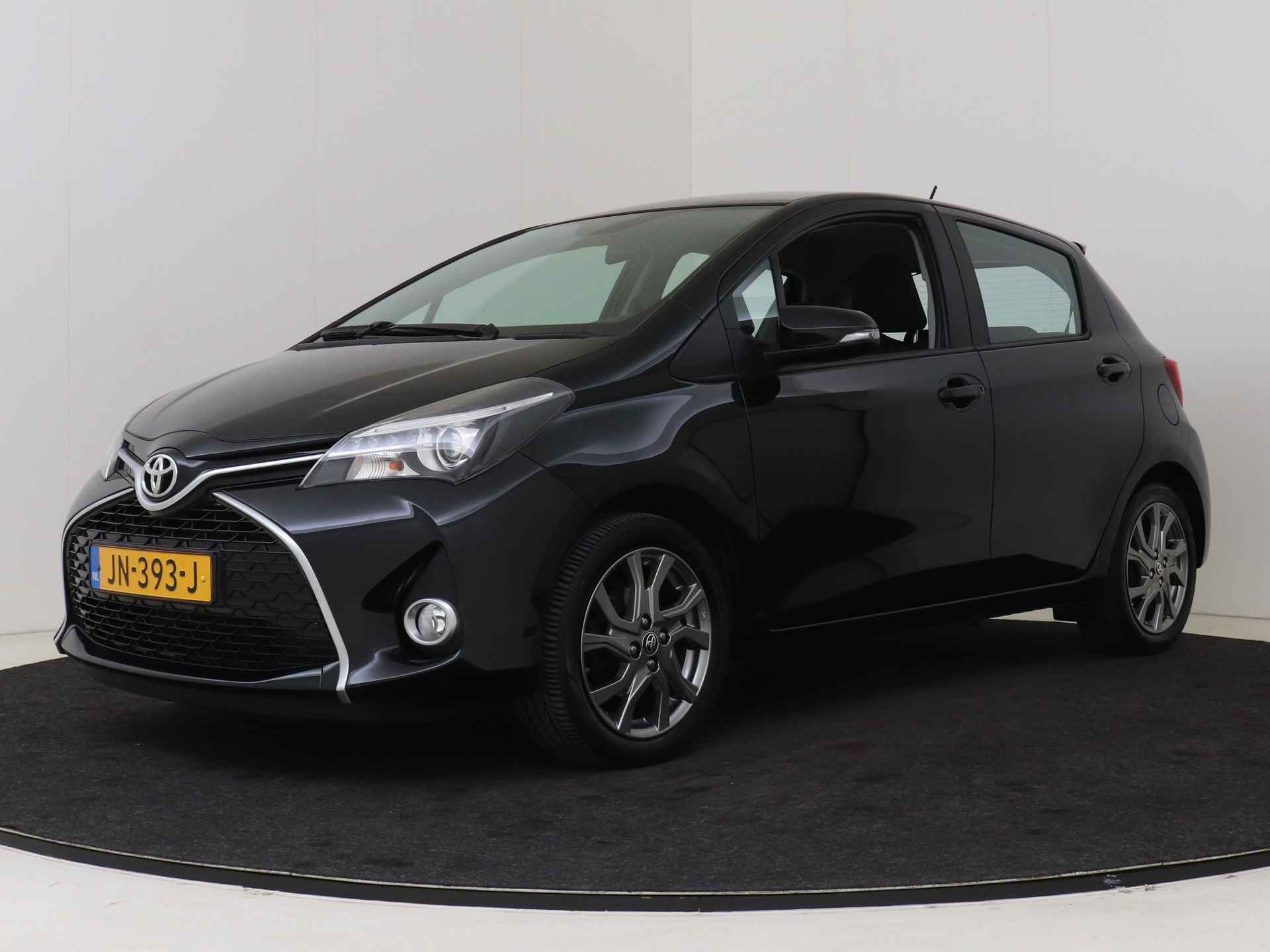 Toyota Yaris 1.3 VVT-i Dynamic I Climate Control I Cruise Control I Camera I LM Velgen I Trekhaak Afneembaar I - 16/44