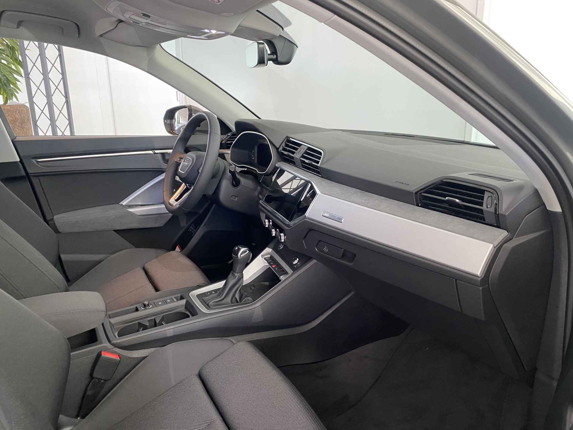 Audi Q3 45 TFSI e Advanced edition | Automaat | Apple-CarPlay |  ACC | Sensoren | Max 245 Pk | - 9/45