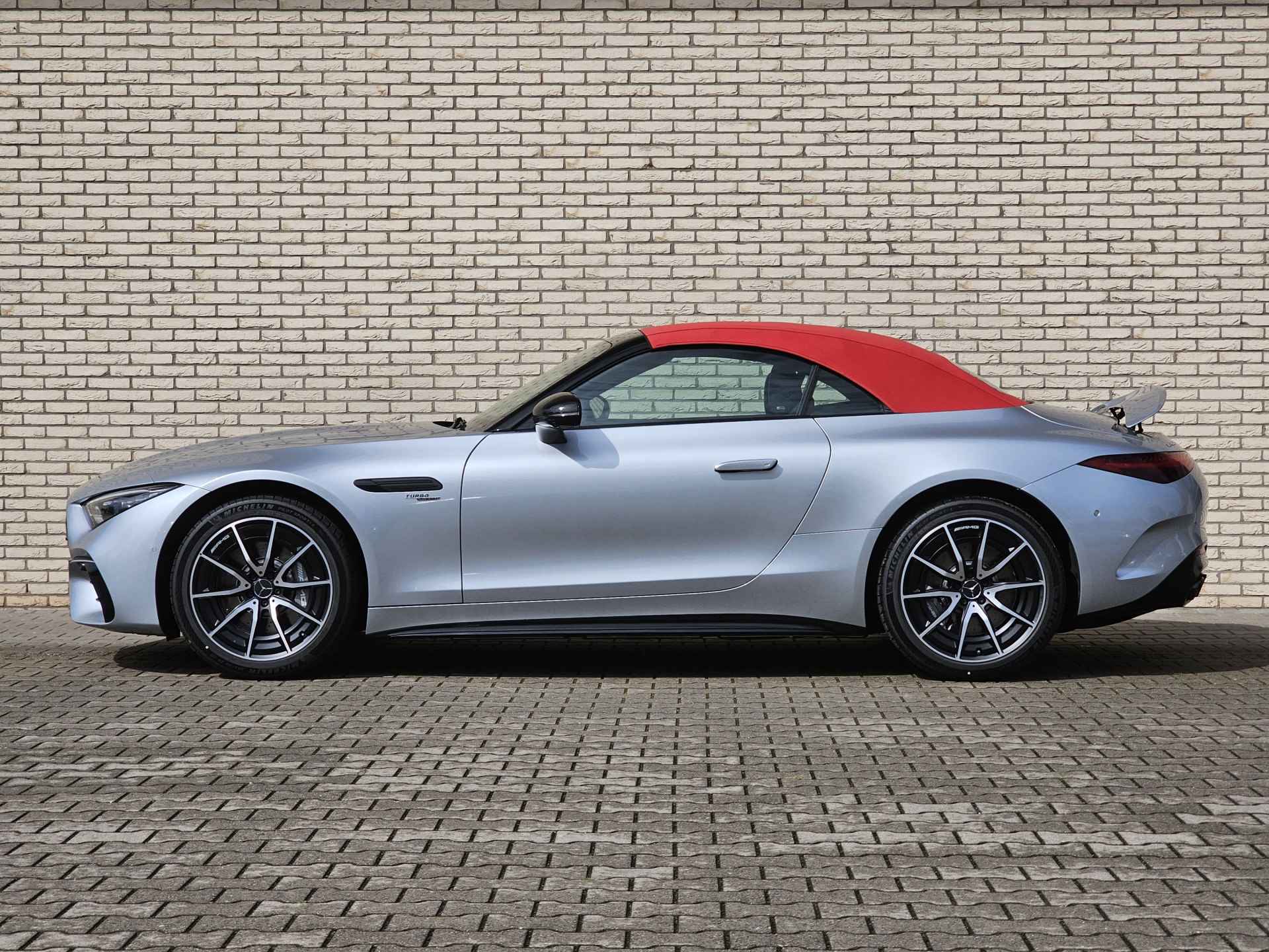 Mercedes-Benz SL-Klasse Roadster 43 AMG Automaat | AMG Nightpakket | Achterasbesturing | Rij-assistentiepakket | Digital Light | 360° Camera | Airscarf  DAB+ | Burmester Surround Sound | Manufaktur dakhemel | Memory | - 6/23