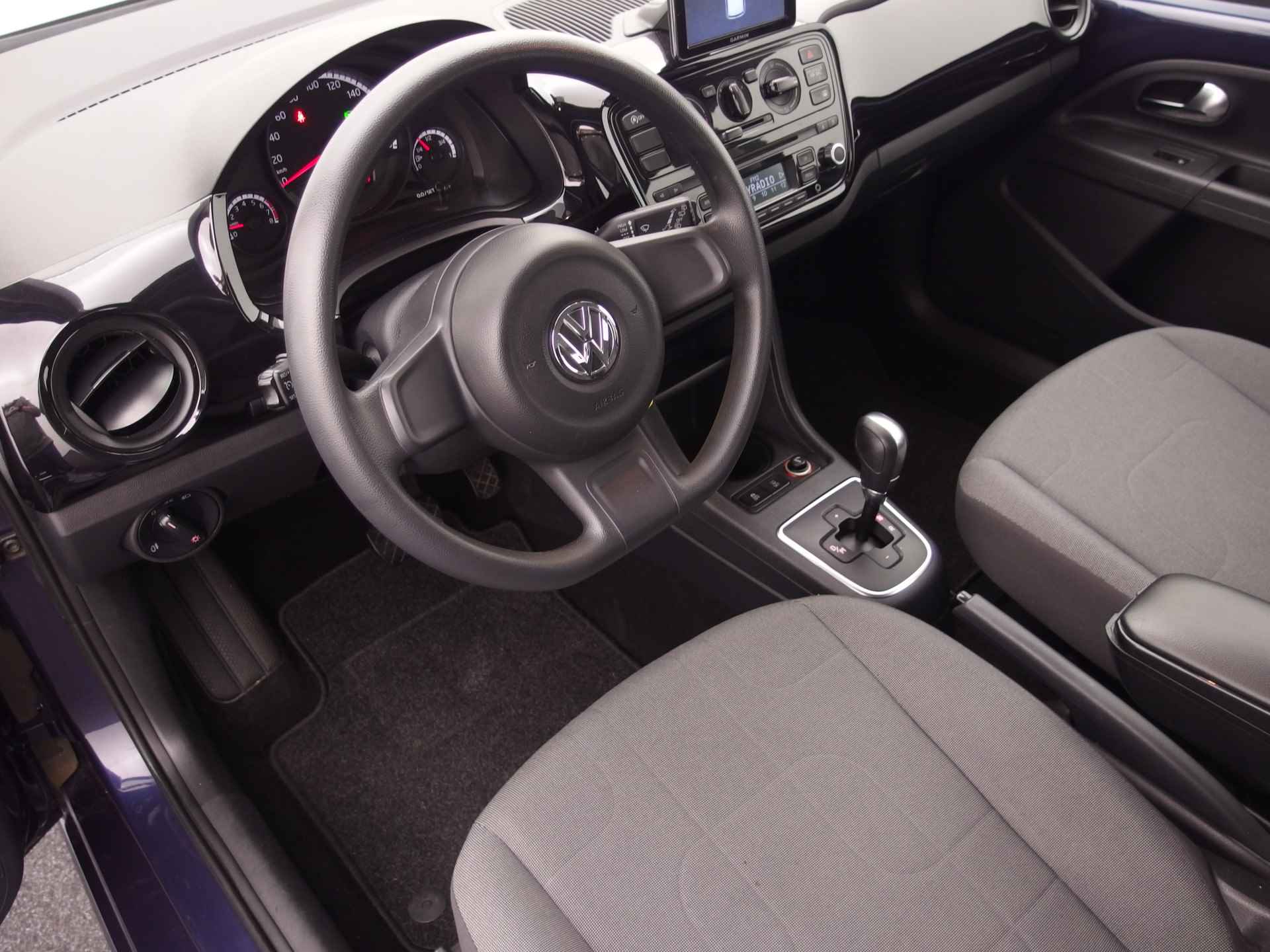 Volkswagen up! 1.0 move up! BlueMotion AUTOMAAT / NAVI / CRUISE CONTROL / PDC / BLUETOOTH / NL-AUTO - 9/36