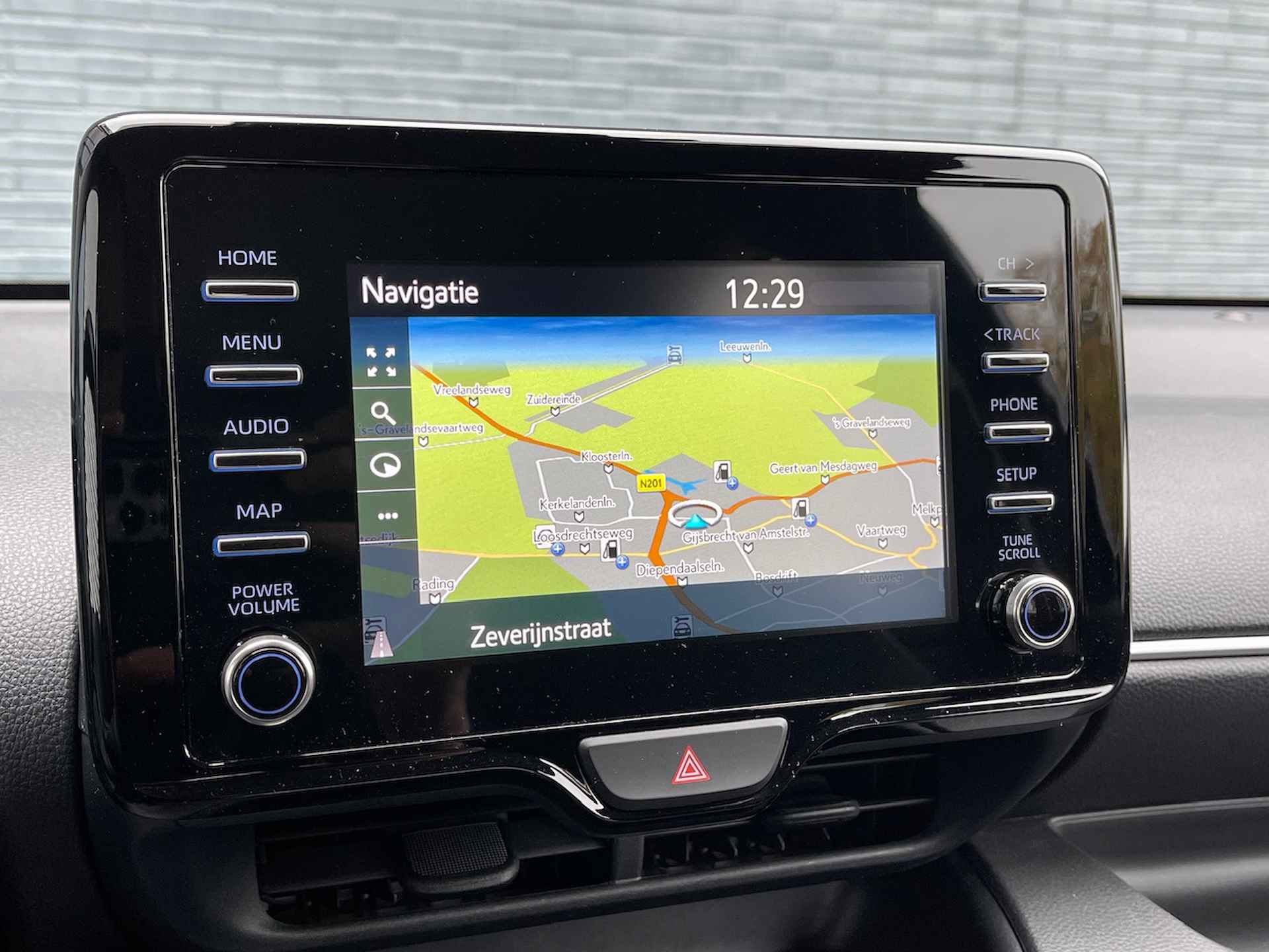 Toyota Yaris 1.5 Hybrid 116pk Automaat First Edition | Navigatie&Carplay | Parkeercamera | Full Led Verlichting | Climatecontrol | Adaptieve Cruisecontrol | - 7/39