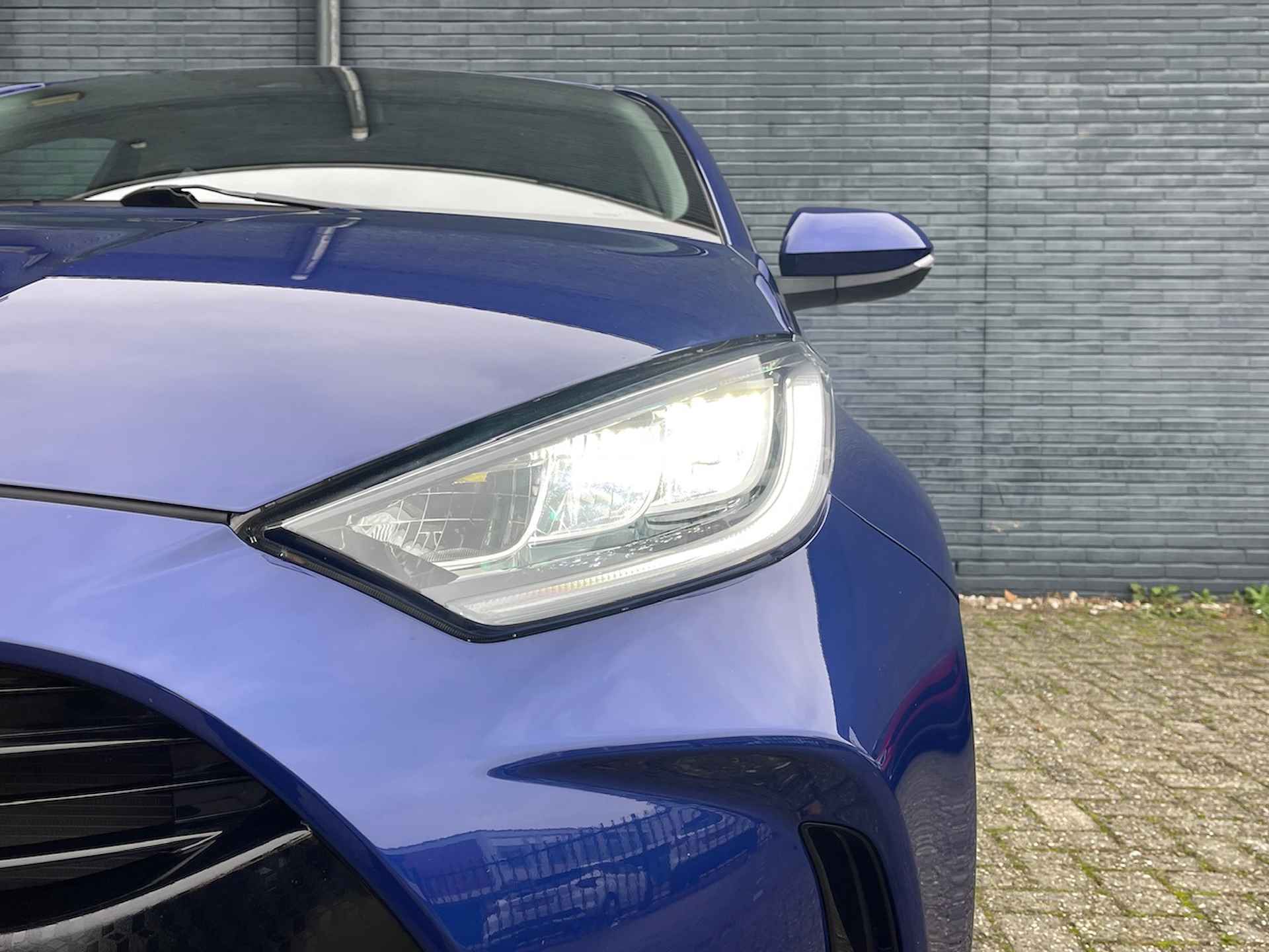 Toyota Yaris 1.5 Hybrid 116pk Automaat First Edition | Navigatie&Carplay | Parkeercamera | Full Led Verlichting | Climatecontrol | Adaptieve Cruisecontrol | - 37/39