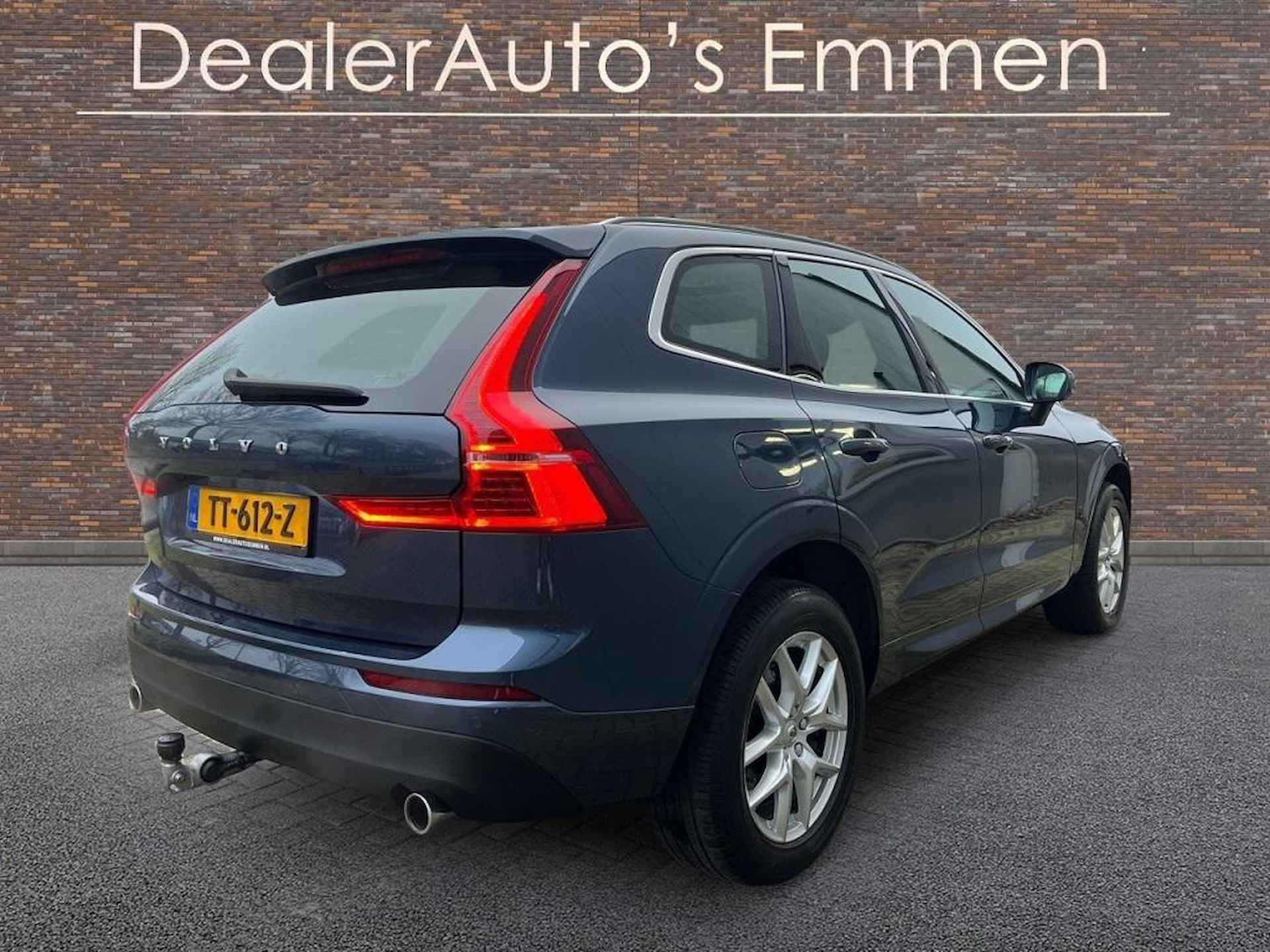 Volvo XC60 2.0 T8 TE AWD PANODAK LEDER SPORTSTOELEN NAVIGATIE - 4/41