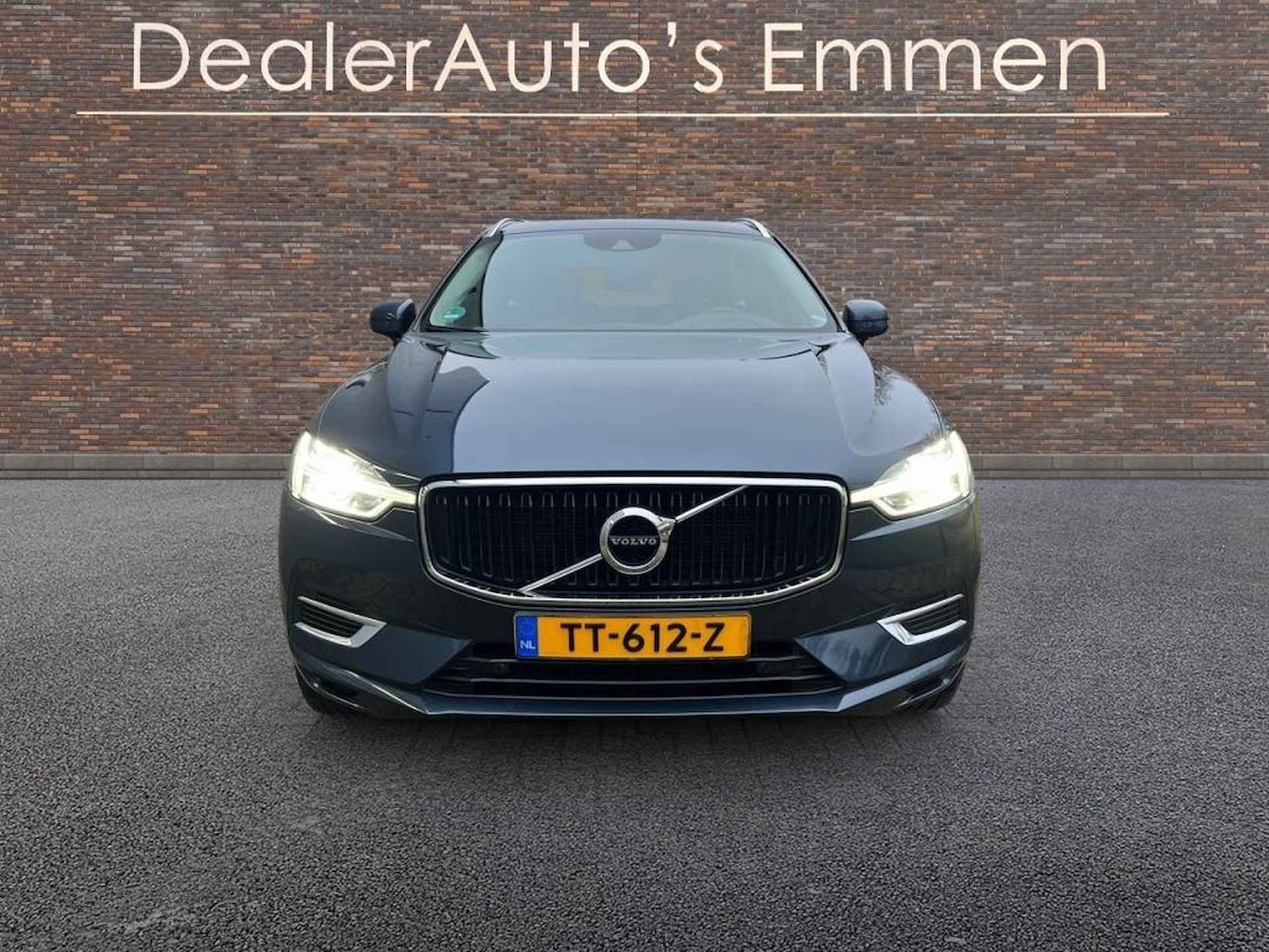 Volvo XC60 2.0 T8 TE AWD PANODAK LEDER SPORTSTOELEN NAVIGATIE - 8/41