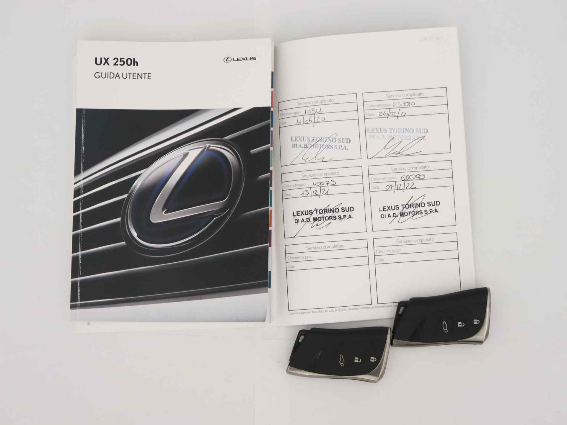 Lexus UX 250h AWD Sport Edition | Navigatie | Stoelverwarming | Leder | Elektrische Achterklep | - 12/39