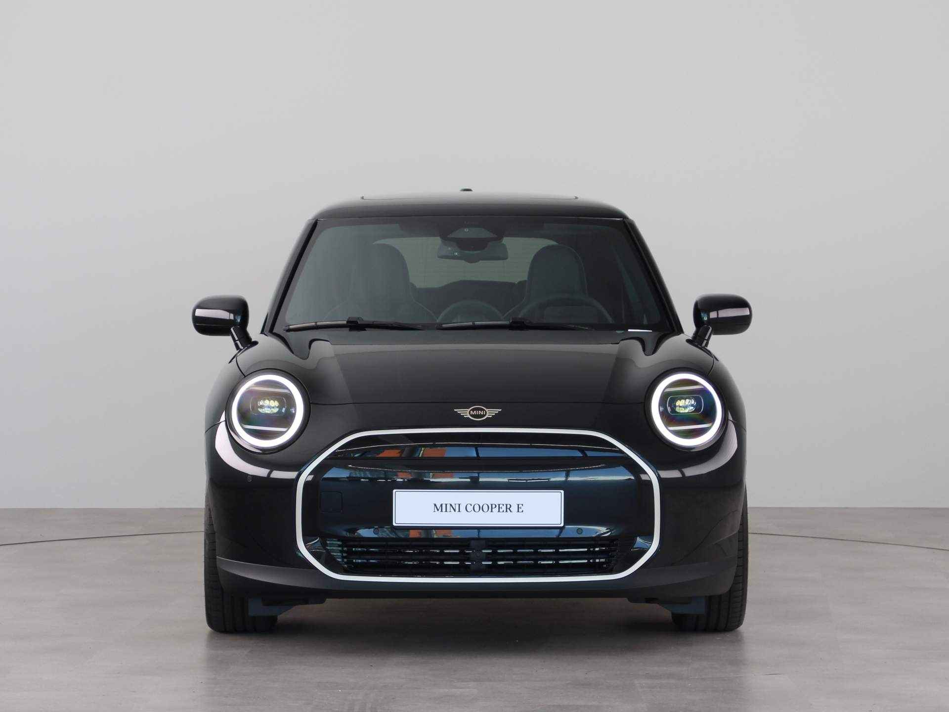 MINI Cooper E Favoured Pakket M PRIVATE LEASE EUR 499,- (48 mnd/10.000 km) - 3/26