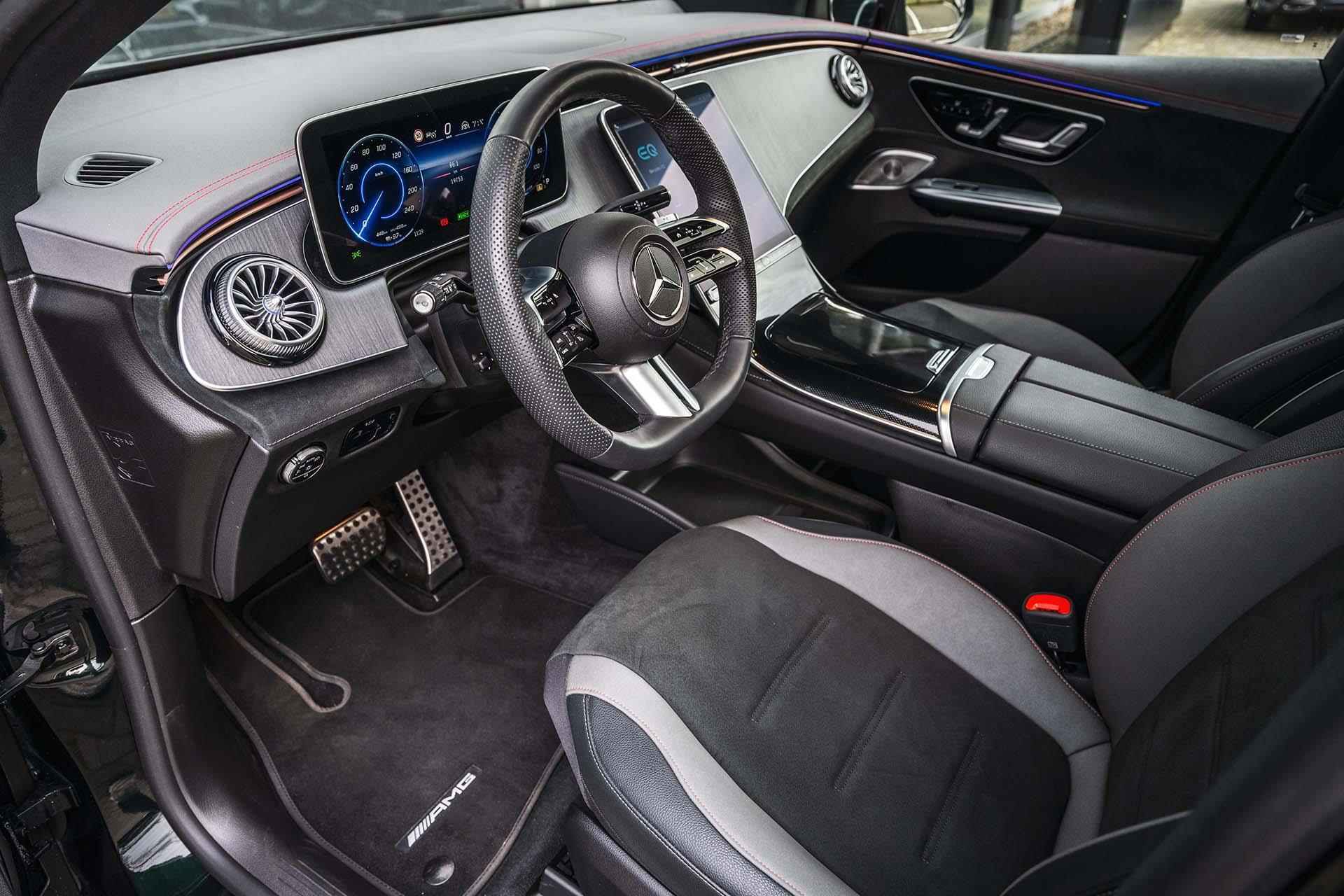 Mercedes-Benz EQE SUV 350+ AMG Premium | Trekhaak | Burmester 3D | Panoramadak | Rij-Assistentiepakket + | Smaragd Groen | 360-camera | Luchtvering | Digital Light | 22" | Keyless Entry | Apple Carplay | - 20/41