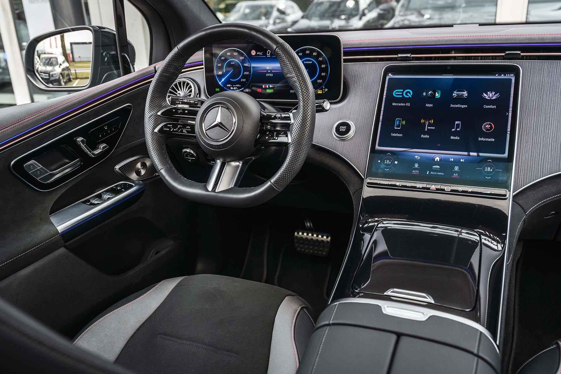 Mercedes-Benz EQE SUV 350+ AMG Premium | Trekhaak | Burmester 3D | Panoramadak | Rij-Assistentiepakket + | Smaragd Groen | 360-camera | Luchtvering | Digital Light | 22" | Keyless Entry | Apple Carplay | - 25/41