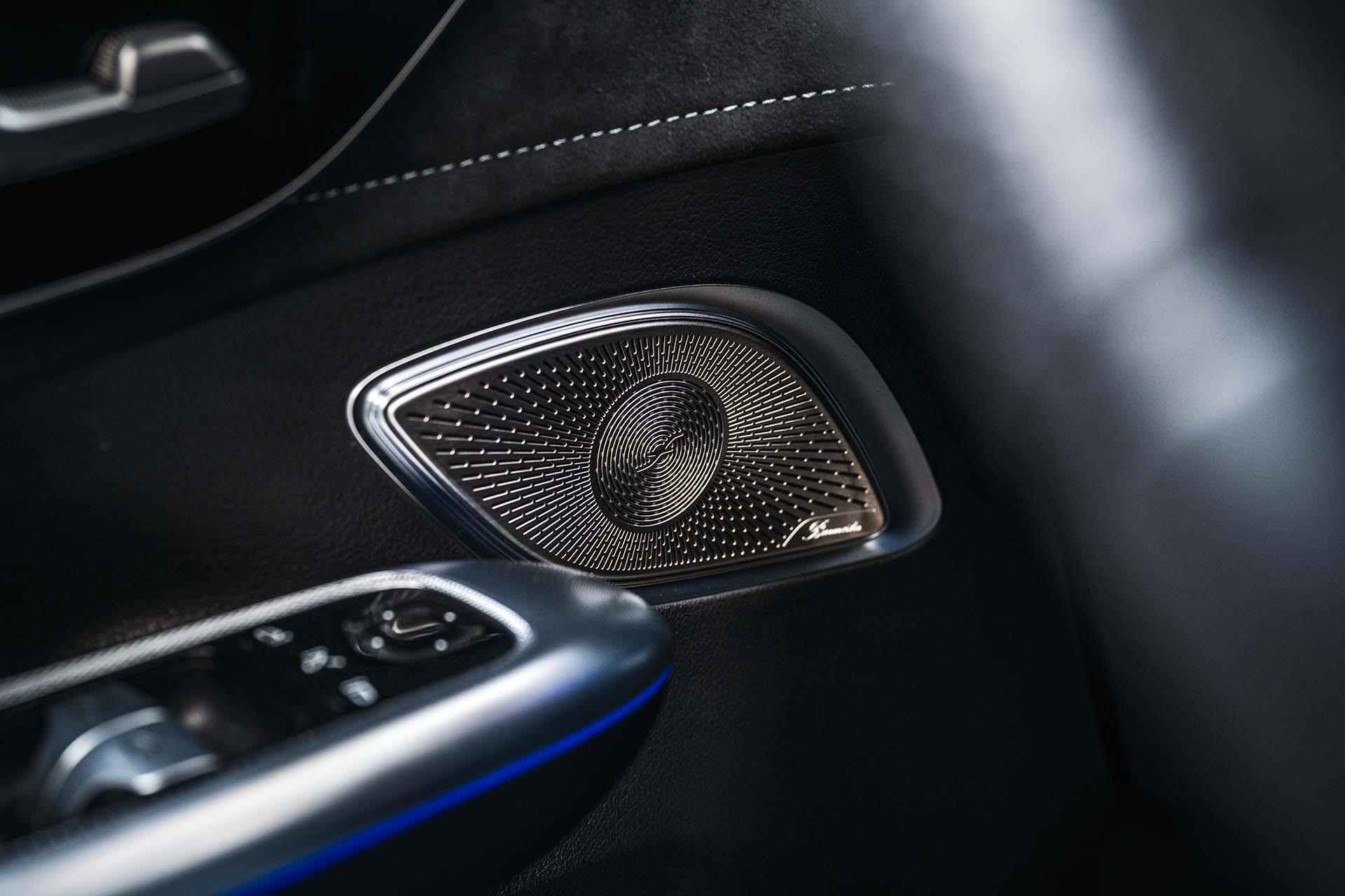 Mercedes-Benz EQE SUV 350+ AMG Premium | Trekhaak | Burmester 3D | Panoramadak | Rij-Assistentiepakket + | Smaragd Groen | 360-camera | Luchtvering | Digital Light | 22" | Keyless Entry | Apple Carplay | - 39/41