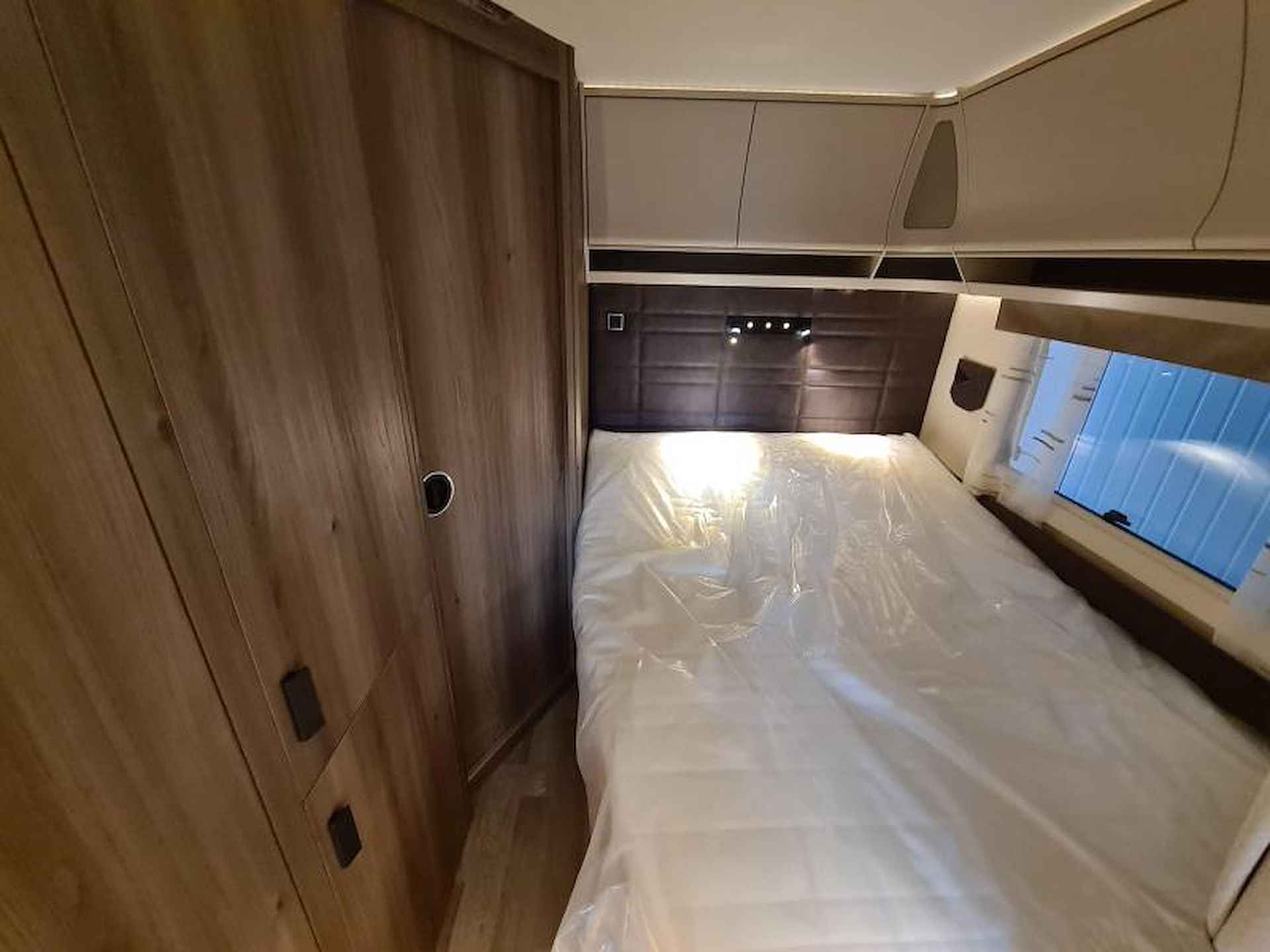 Kabe Royal 520 XL 2025, KingSize! - 16/20