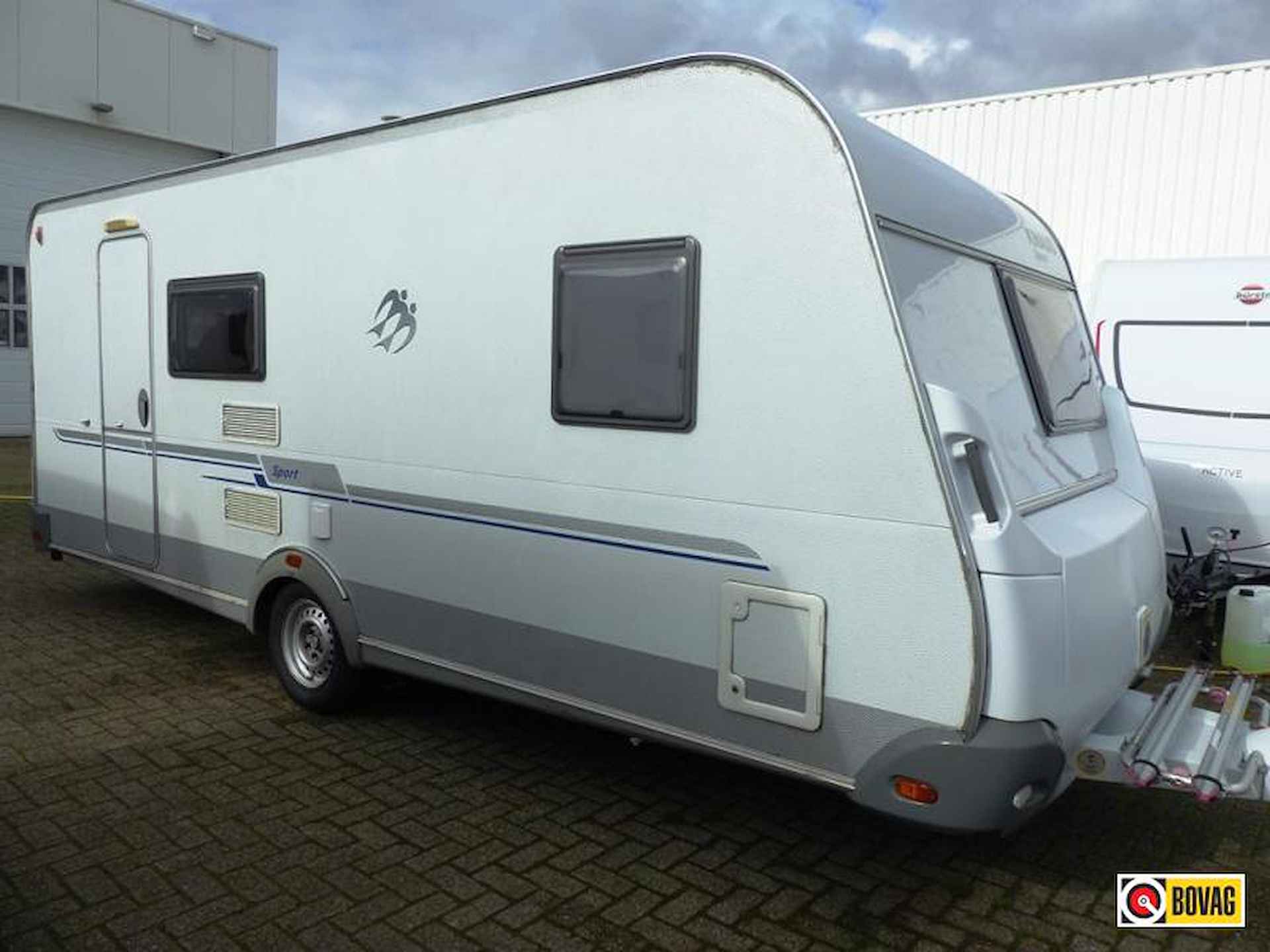 Knaus Sport 500 FDK met stapelbed - 1/13