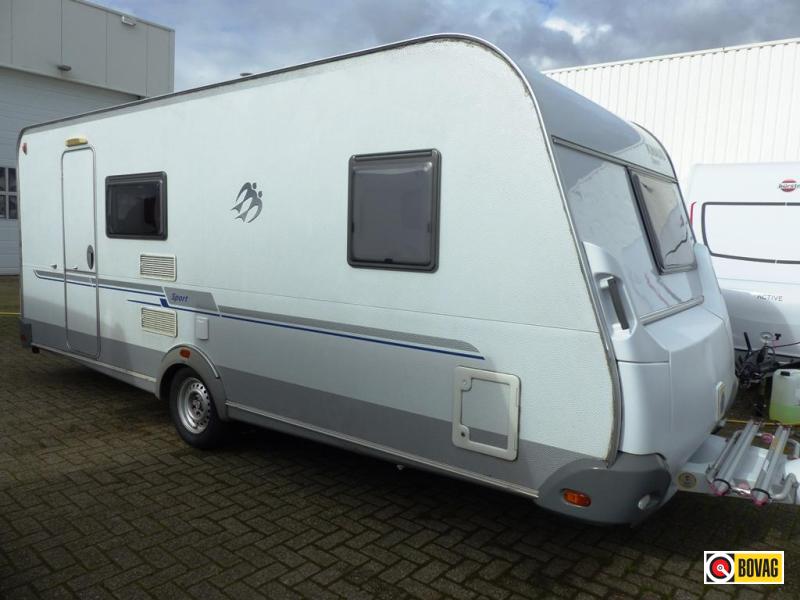 Knaus Sport 500 FDK met stapelbed