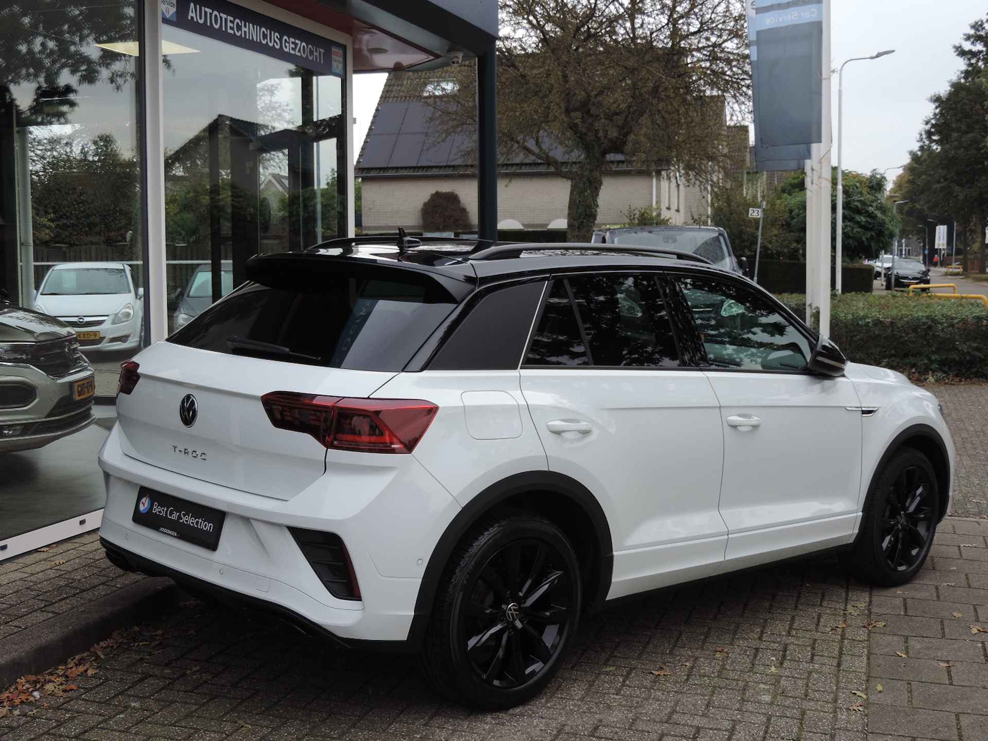 Volkswagen T-Roc 1.5 TSI R-Line DSG Black Style - Leer / memory | Camera | Massage | Stoel/stuurverw. - 12/49